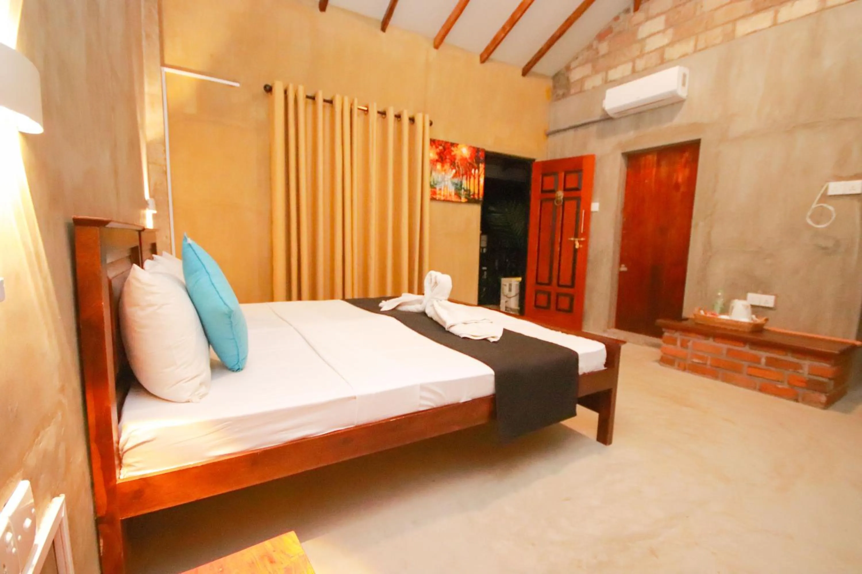 Bed in Negombo The Nature Villa and Cabanas