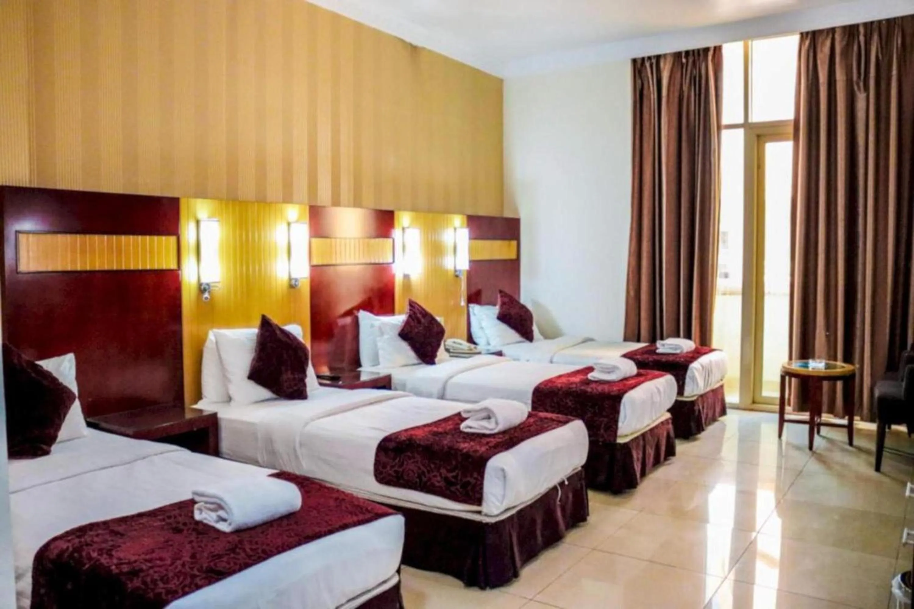 Photo of the whole room, Bed in Palette Phoenix Hotel