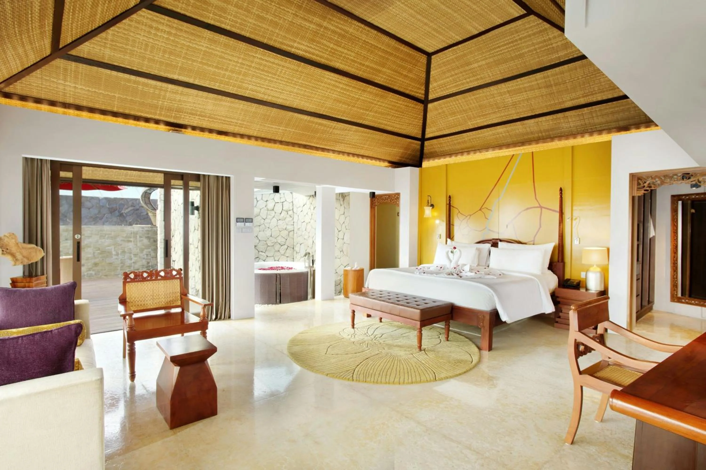 Bedroom, Bed in Le Meridien Bali Jimbaran