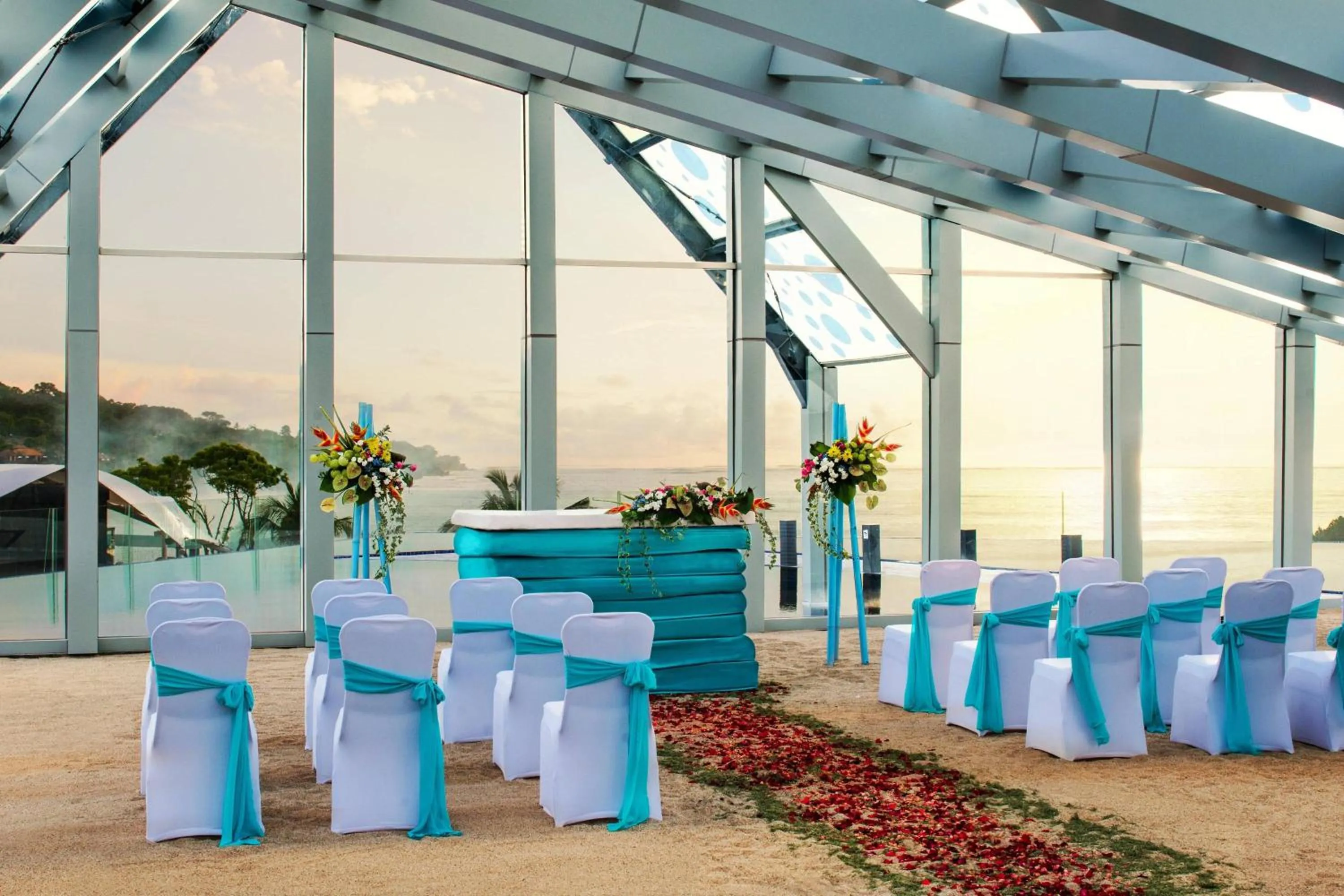 Lobby or reception in Le Meridien Bali Jimbaran