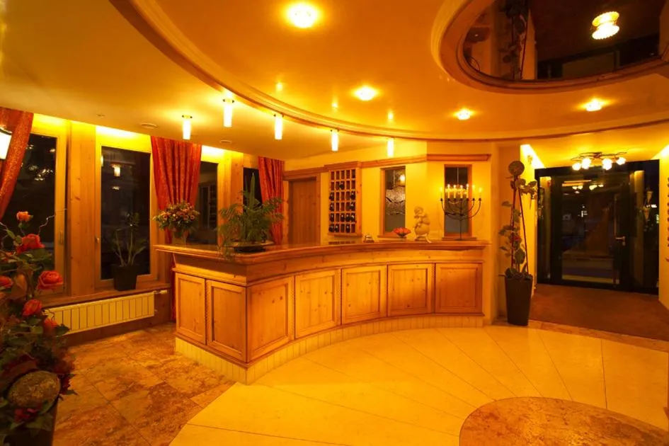 Das Schiff in den Bergen