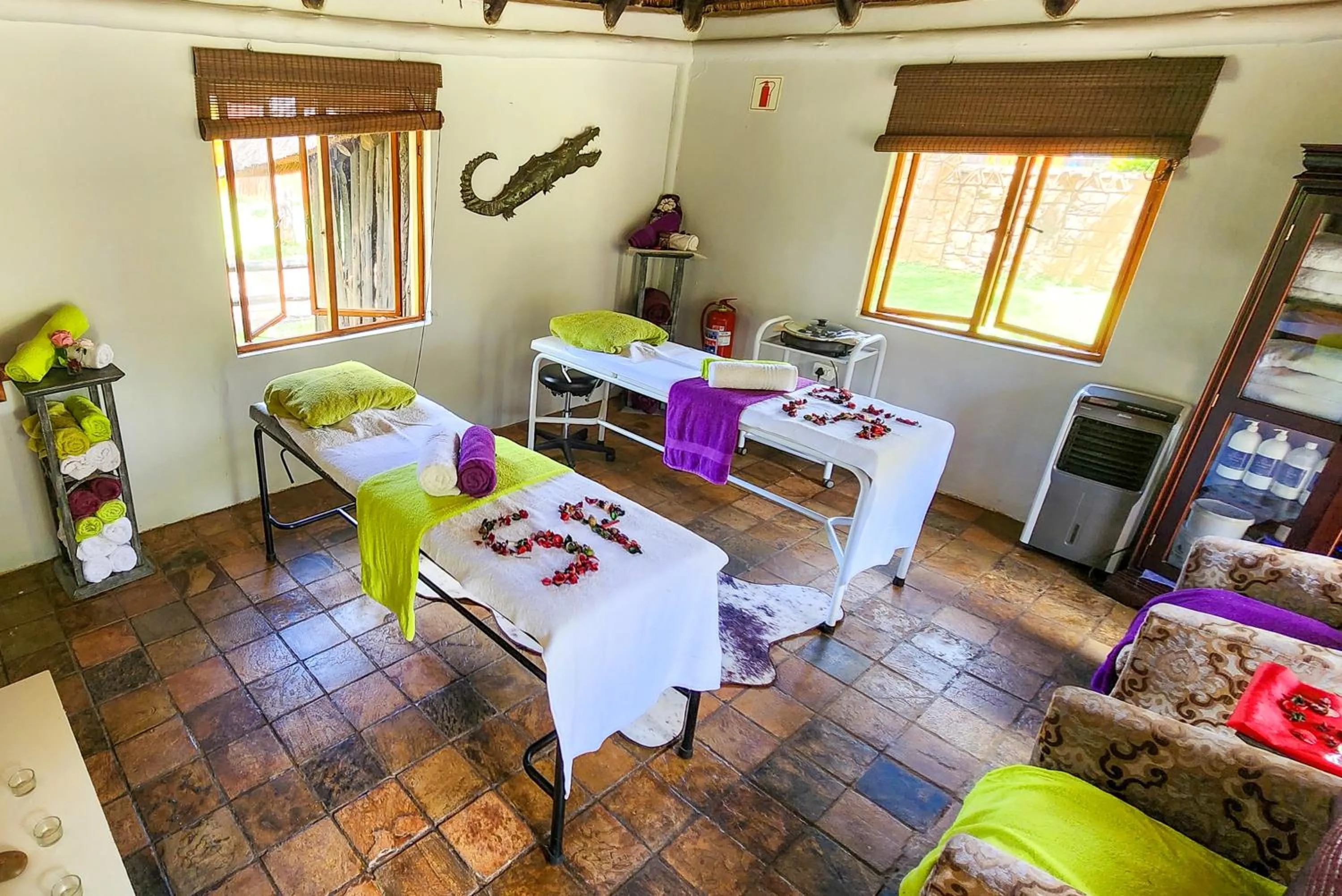 Bed in Ditholo Game Lodge Bela Bela