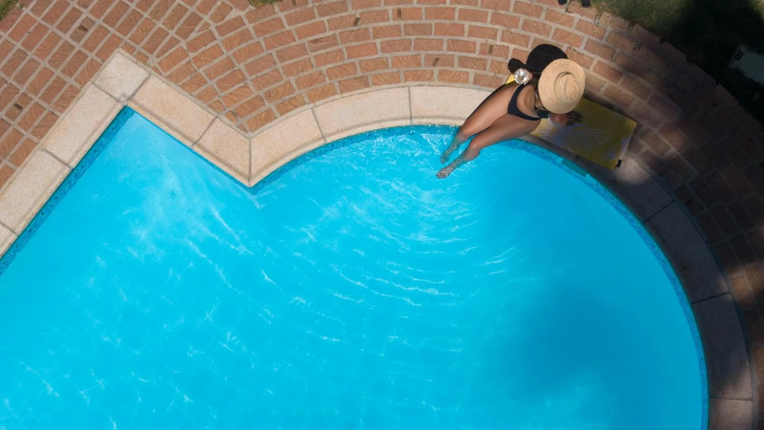 Pool view in Webersburg