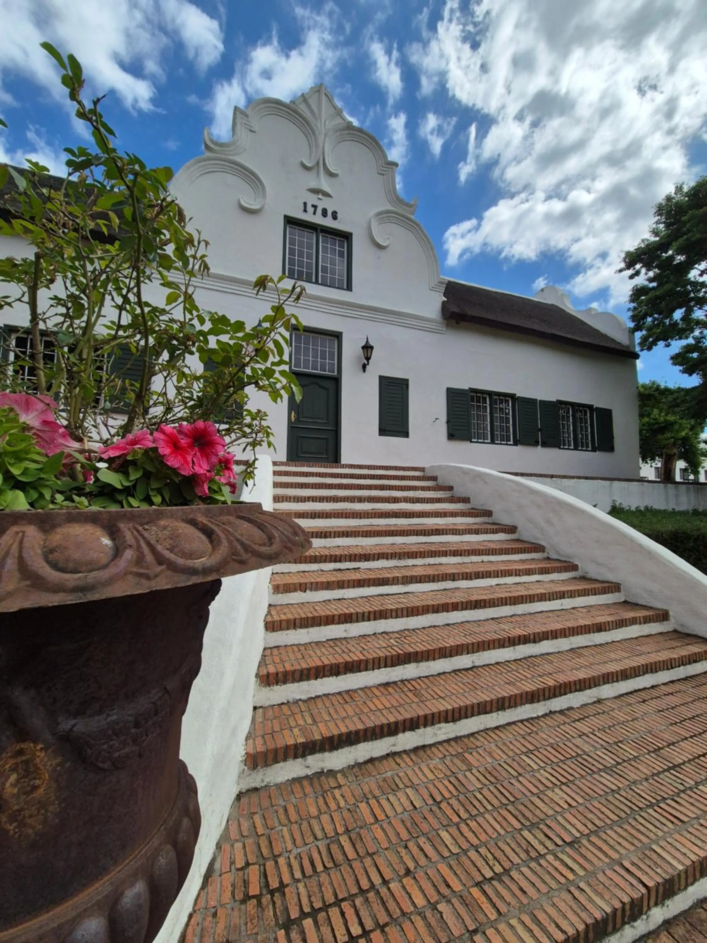 Property building in Webersburg