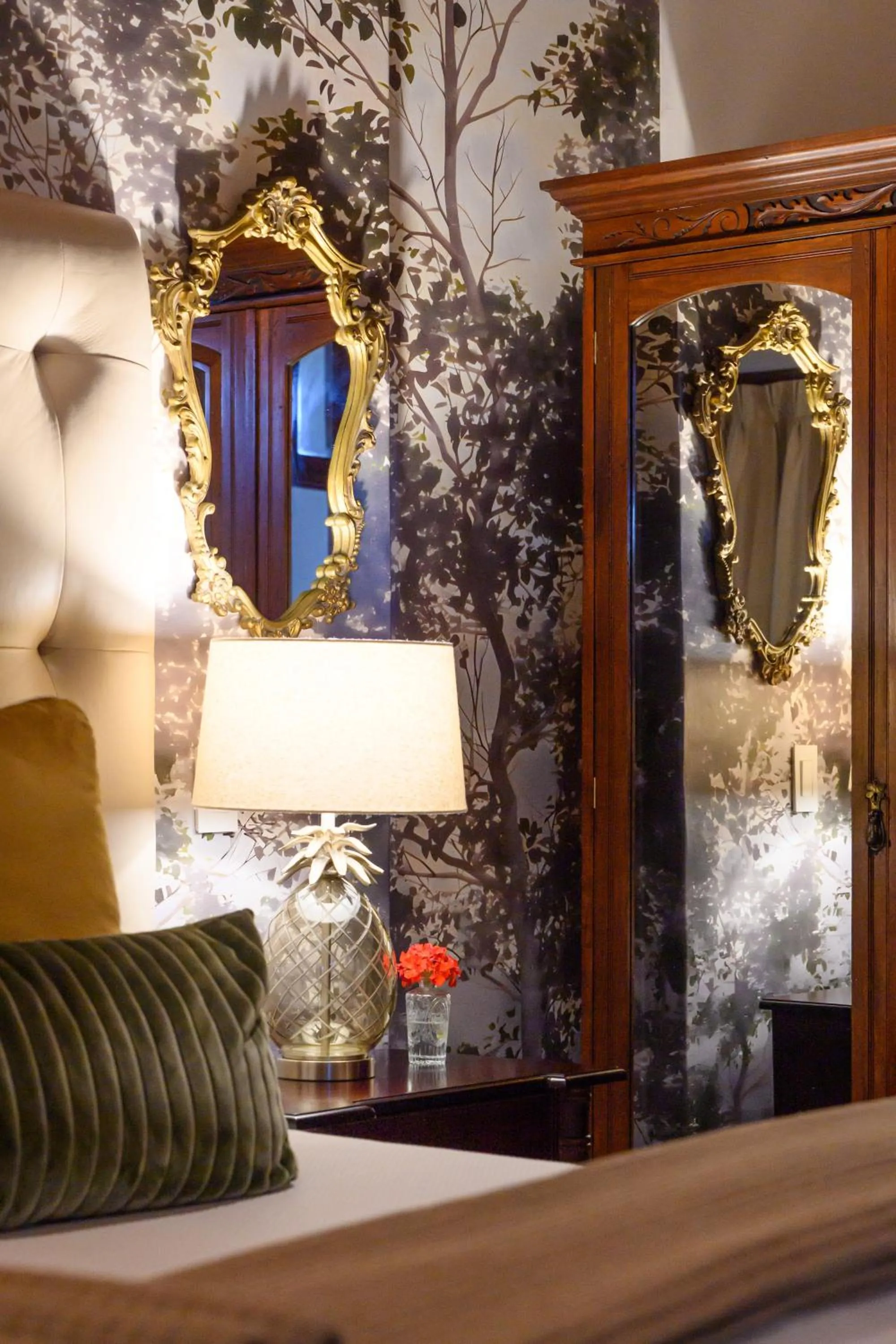 Property building in Webersburg