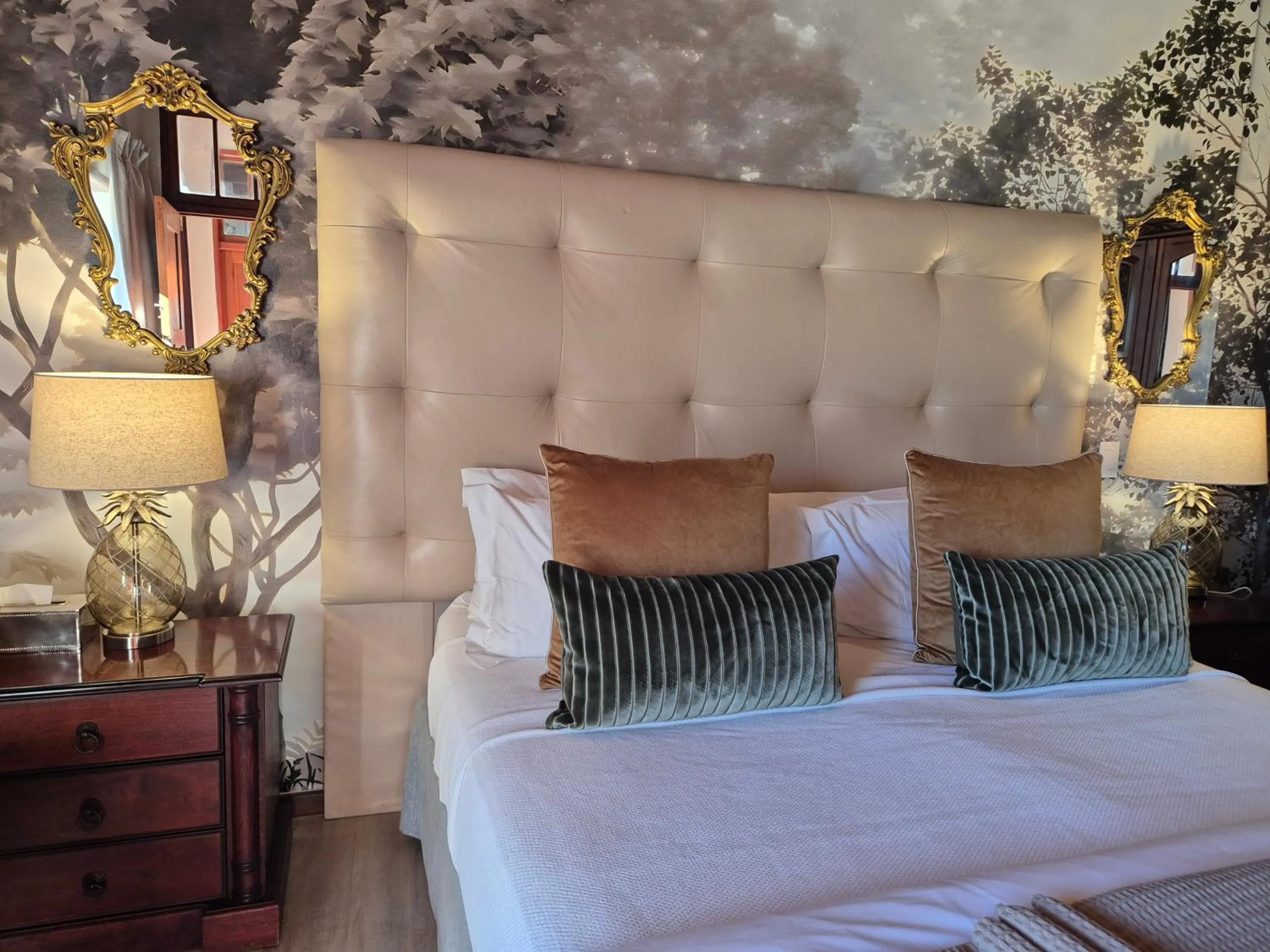 Property building, Bed in Webersburg