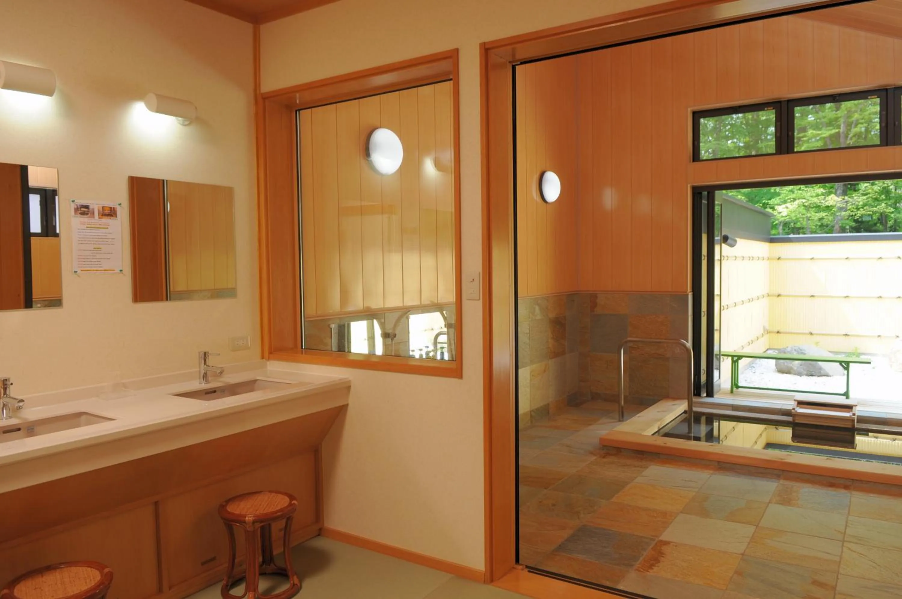 Decorative detail in Log Cottage Epoch