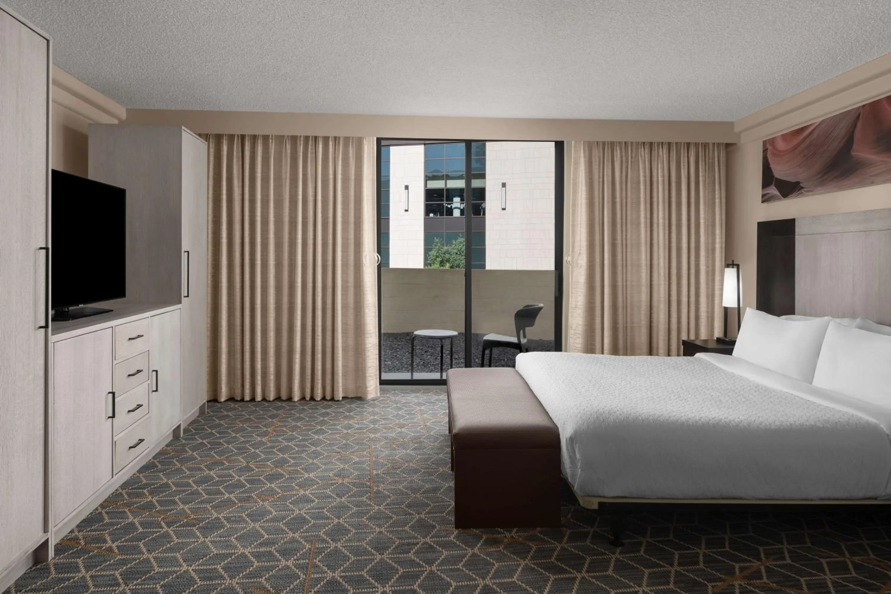 View (from property/room), Bed in Embassy Suites by Hilton Phoenix Biltmore