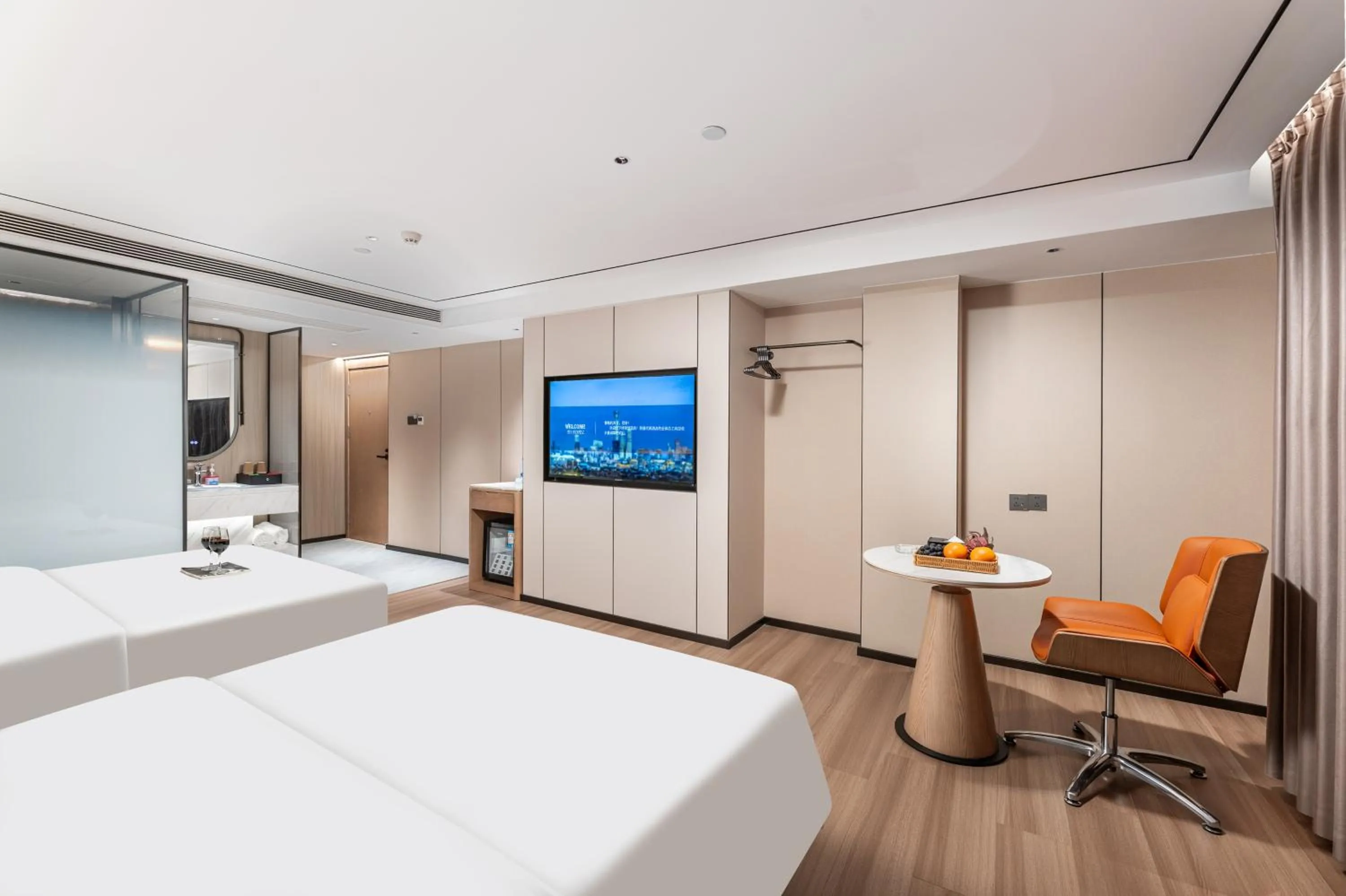 Bed in Guangzhou JinTang Hotel