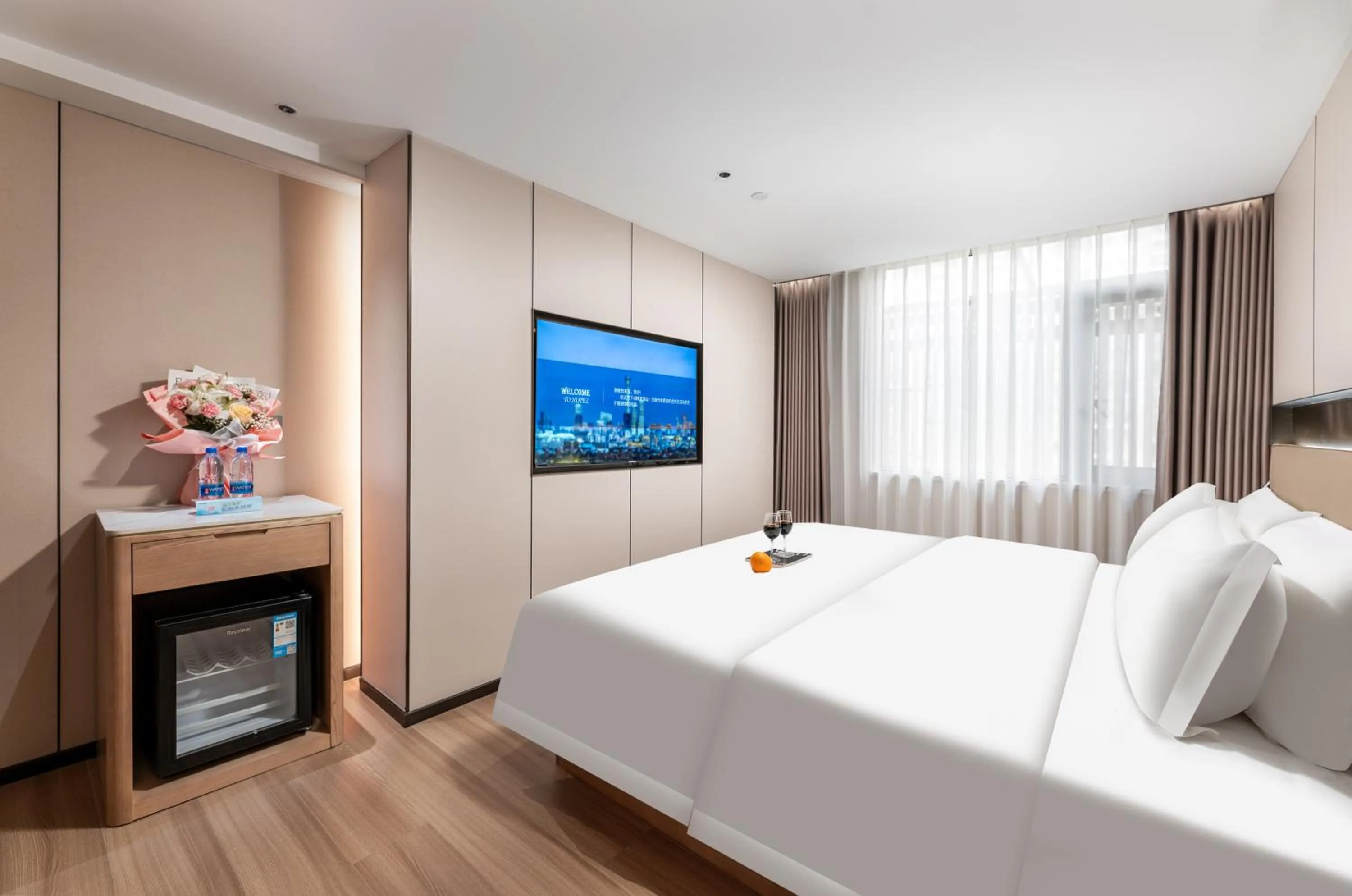 Bed in Guangzhou JinTang Hotel