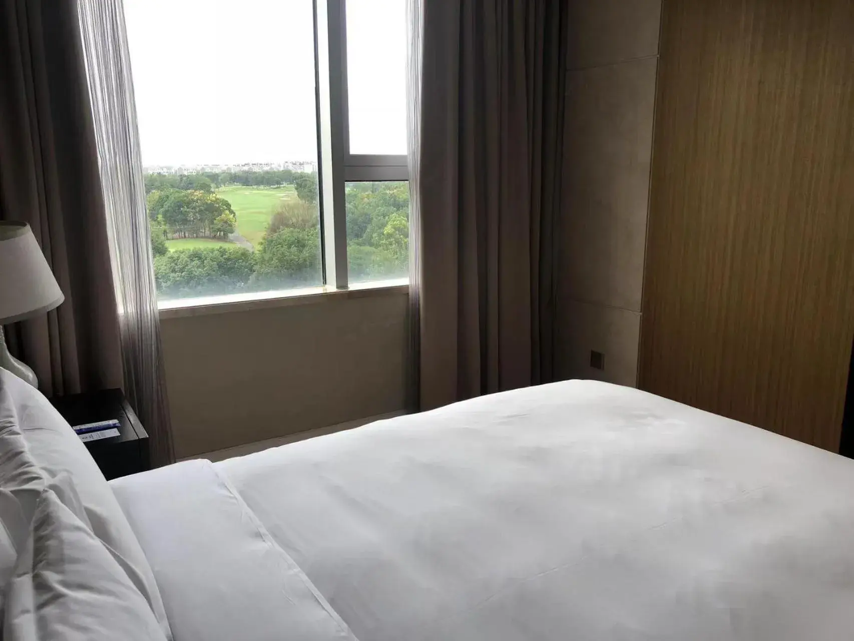 Two-Bedroom Suite with Golf View in Crowne Plaza Shanghai Anting, an IHG Hotel Two-Bedroom Suite with Golf View in Crowne Plaza Shanghai Anting, an IHG Hotel