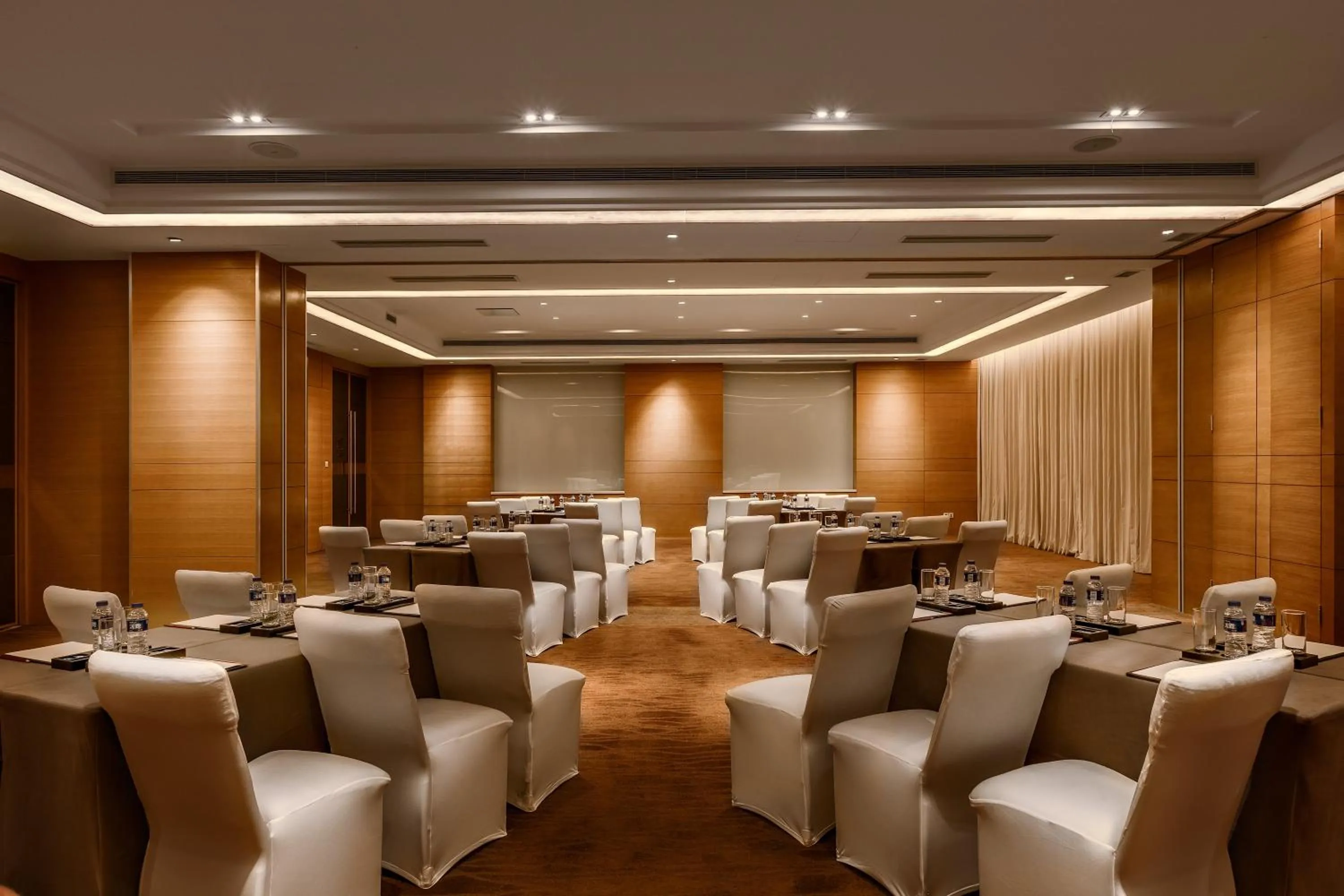 Meeting/conference room in Crowne Plaza Shanghai Anting, an IHG Hotel