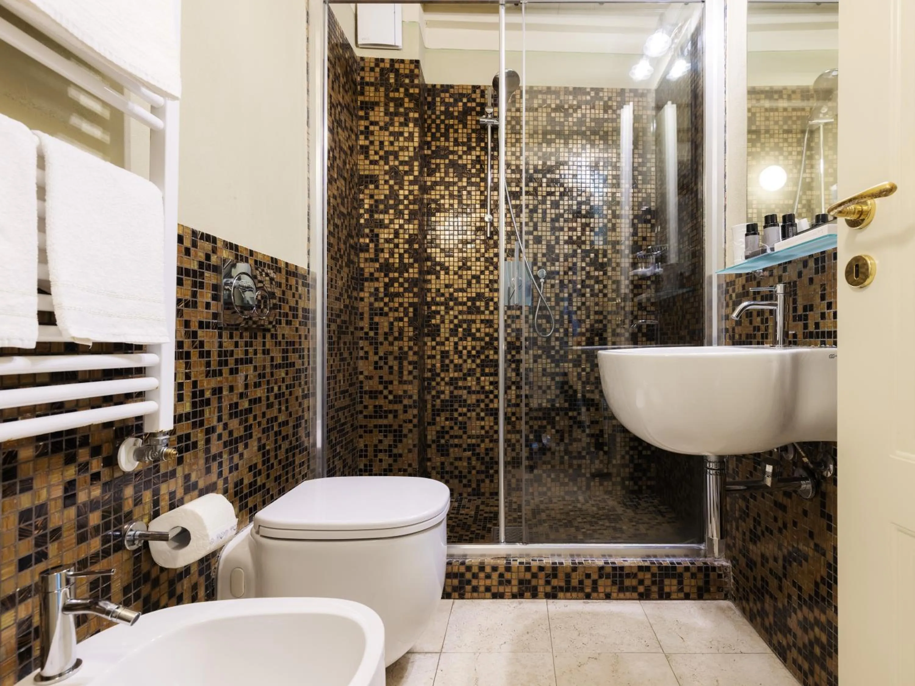 Bathroom in Residenza d'Epoca Relais I Miracoli