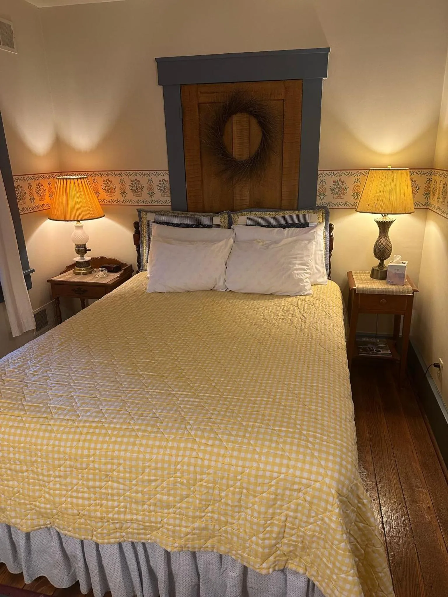 Bed in Deer Creek Winery at Watson Estate