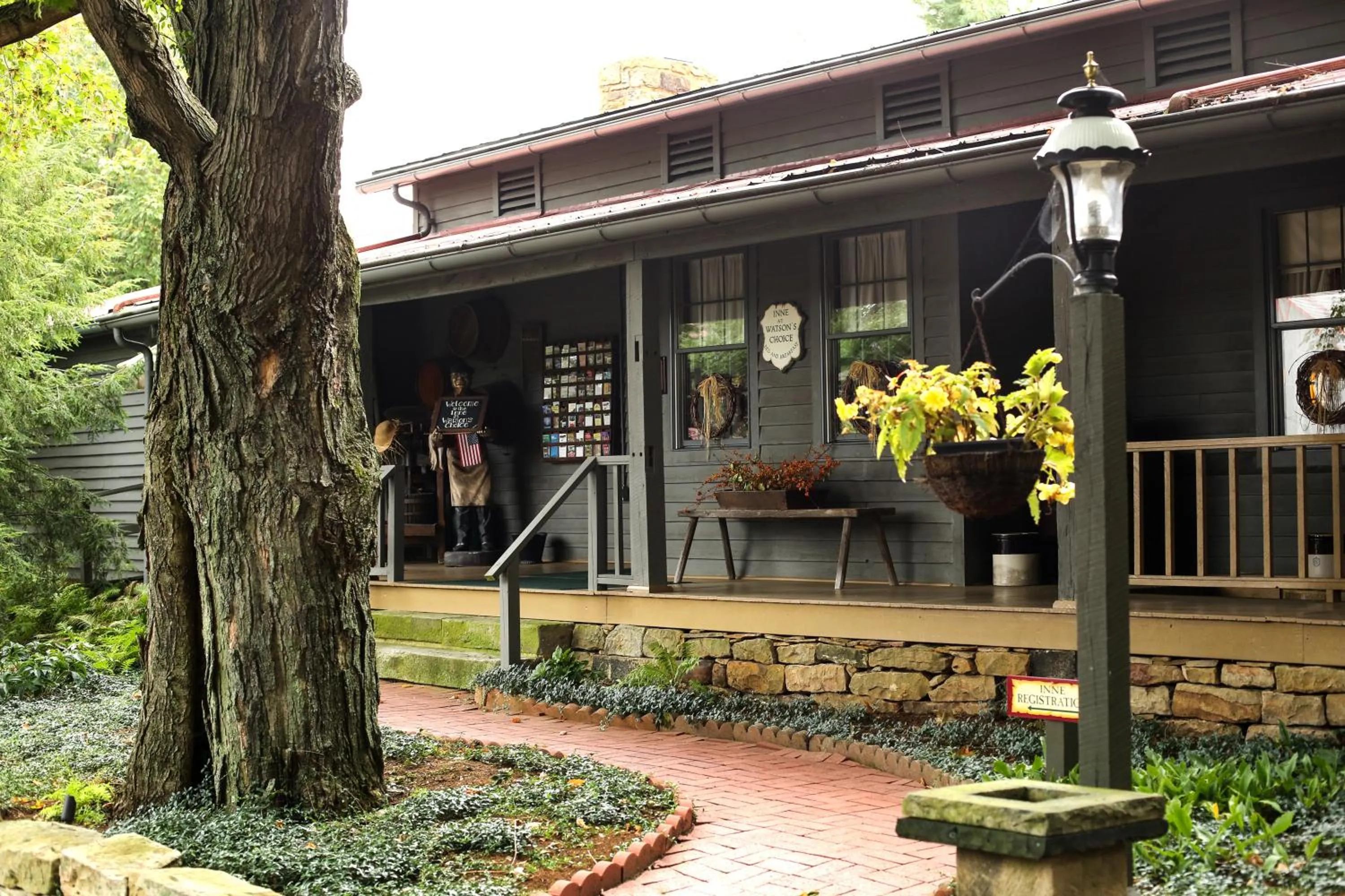 Facade/entrance in Deer Creek Winery at Watson Estate