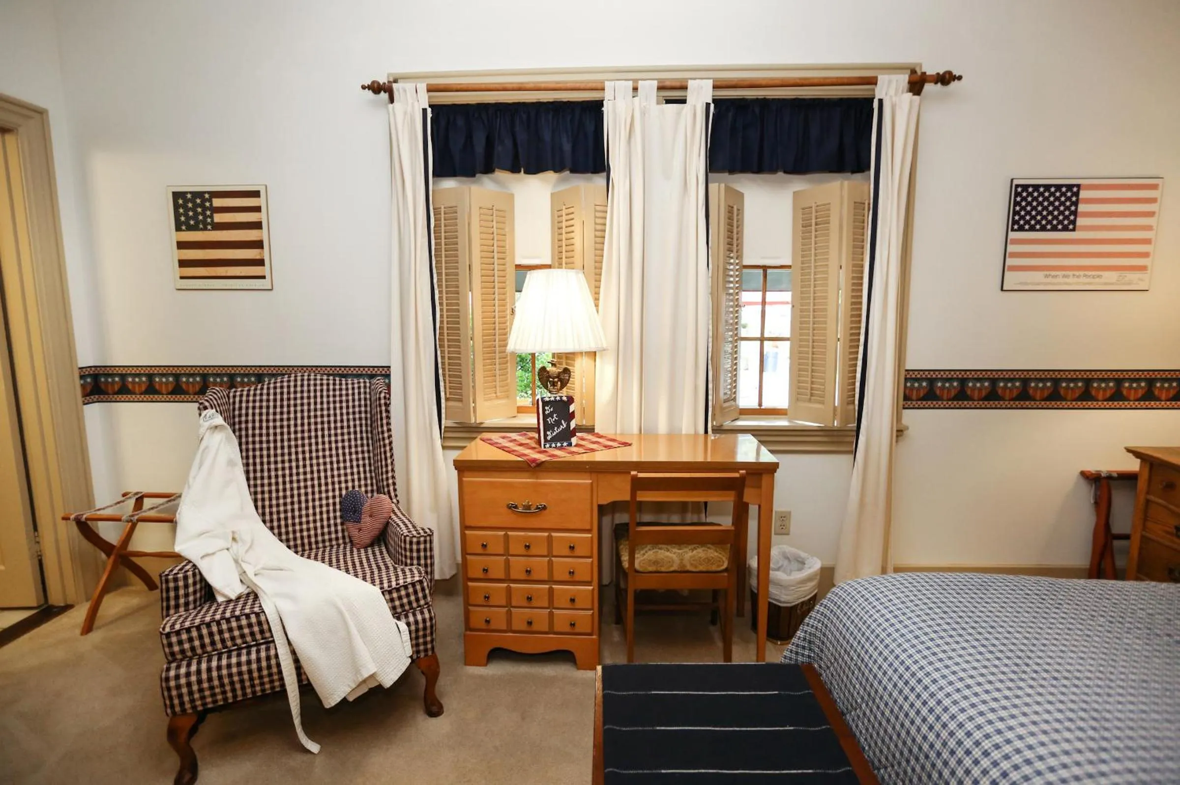 Bed in Deer Creek Winery at Watson Estate