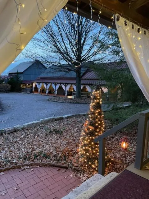 Deer Creek Winery at Watson Estate