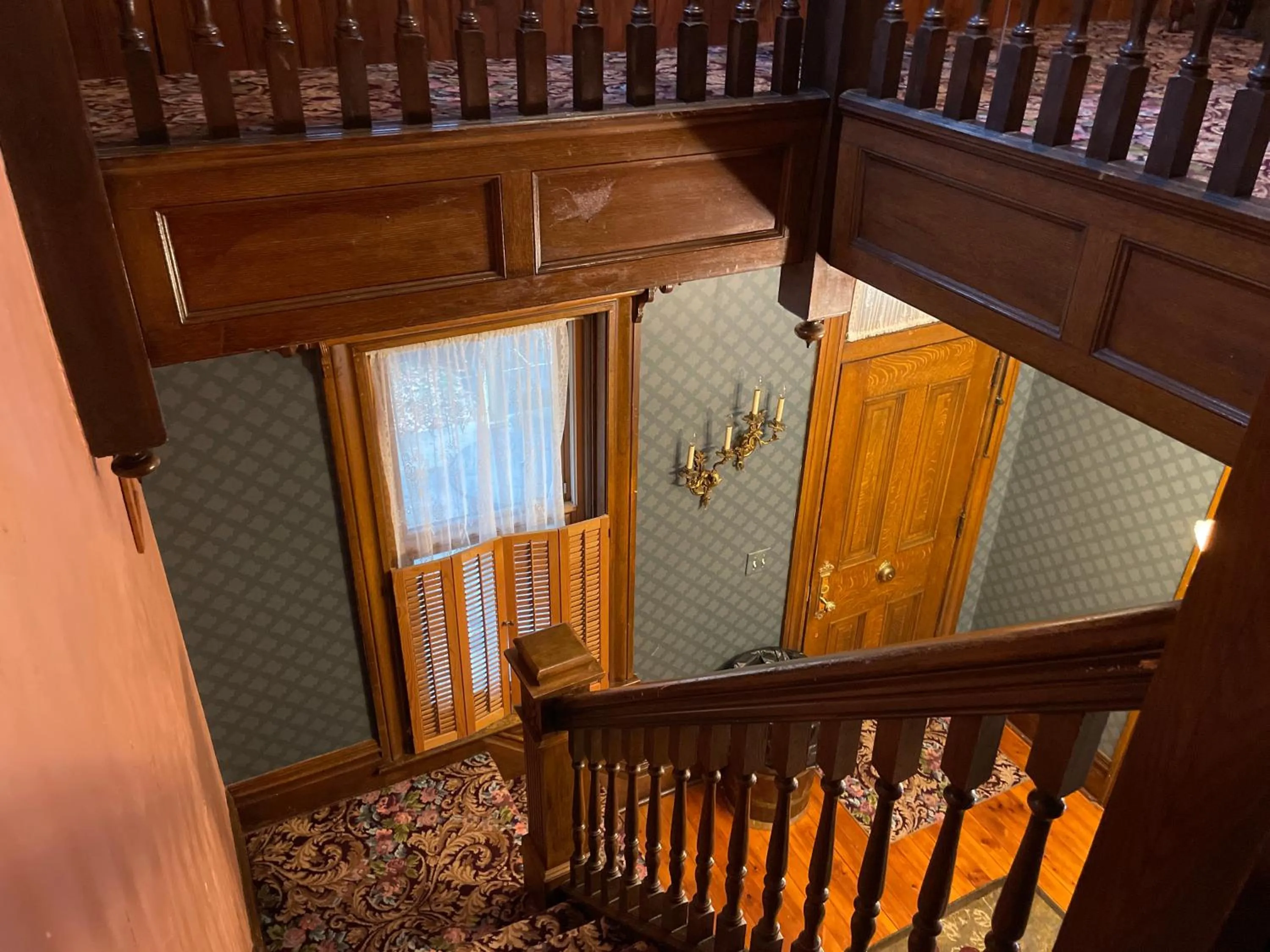 Deer Creek Winery at Watson Estate