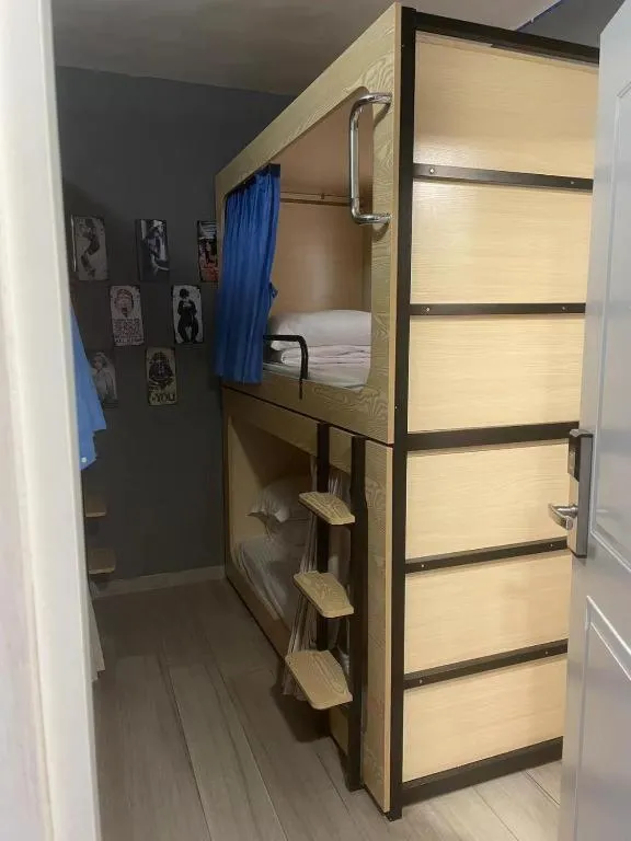 Bed in The House (Baguio)