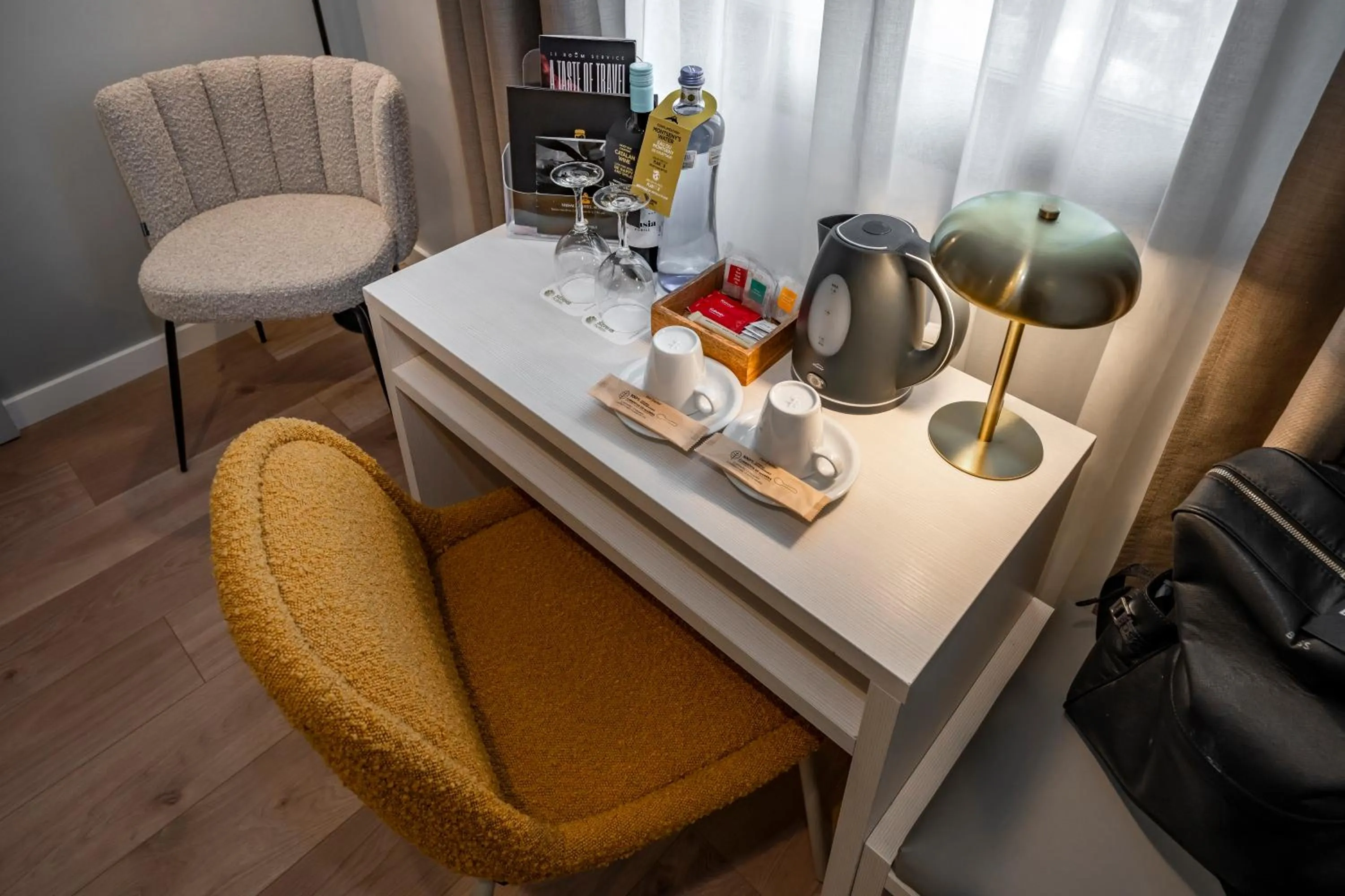 Coffee/tea facilities in SERHS Carlit Boutique Hotel