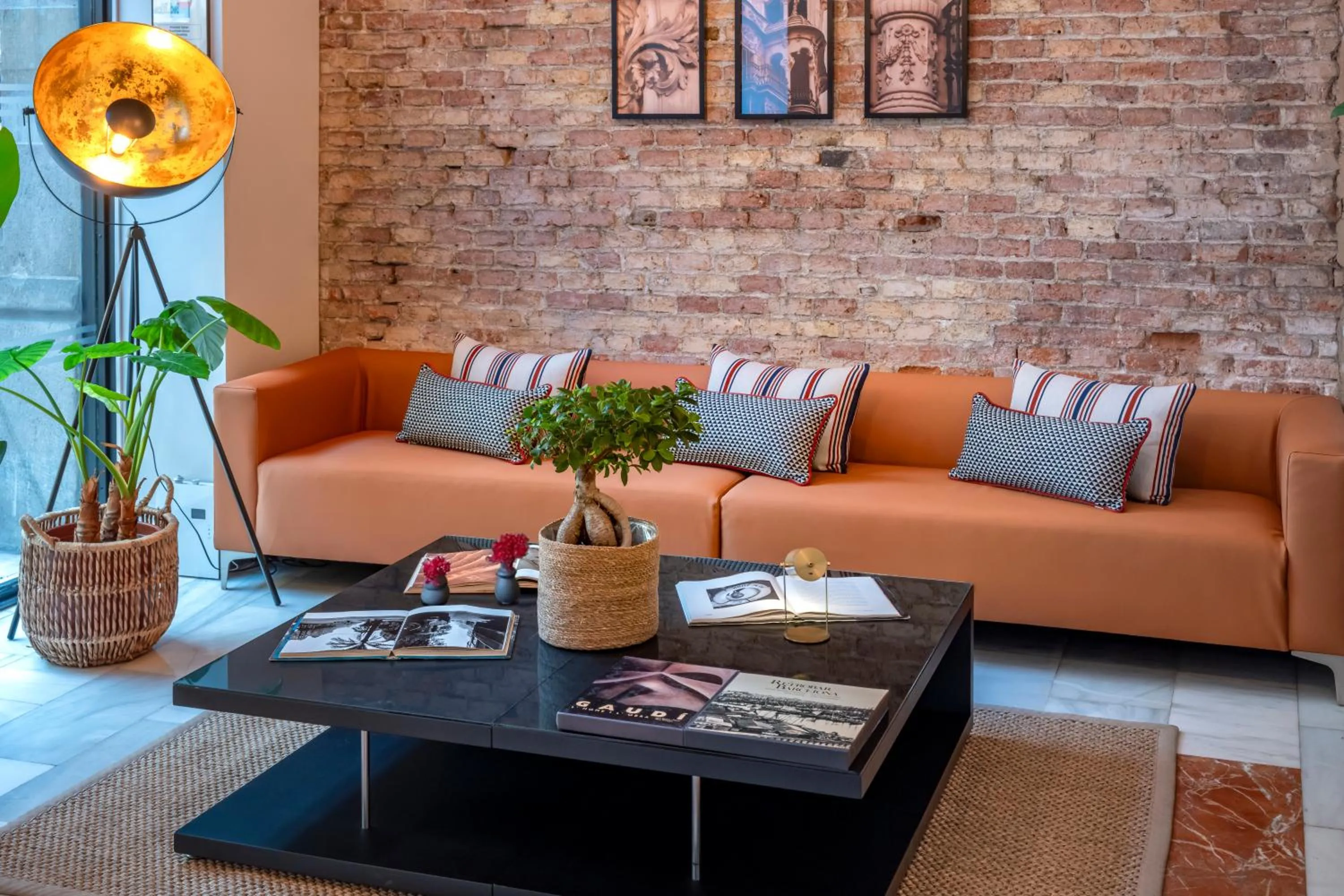 Lobby or reception in SERHS Carlit Boutique Hotel