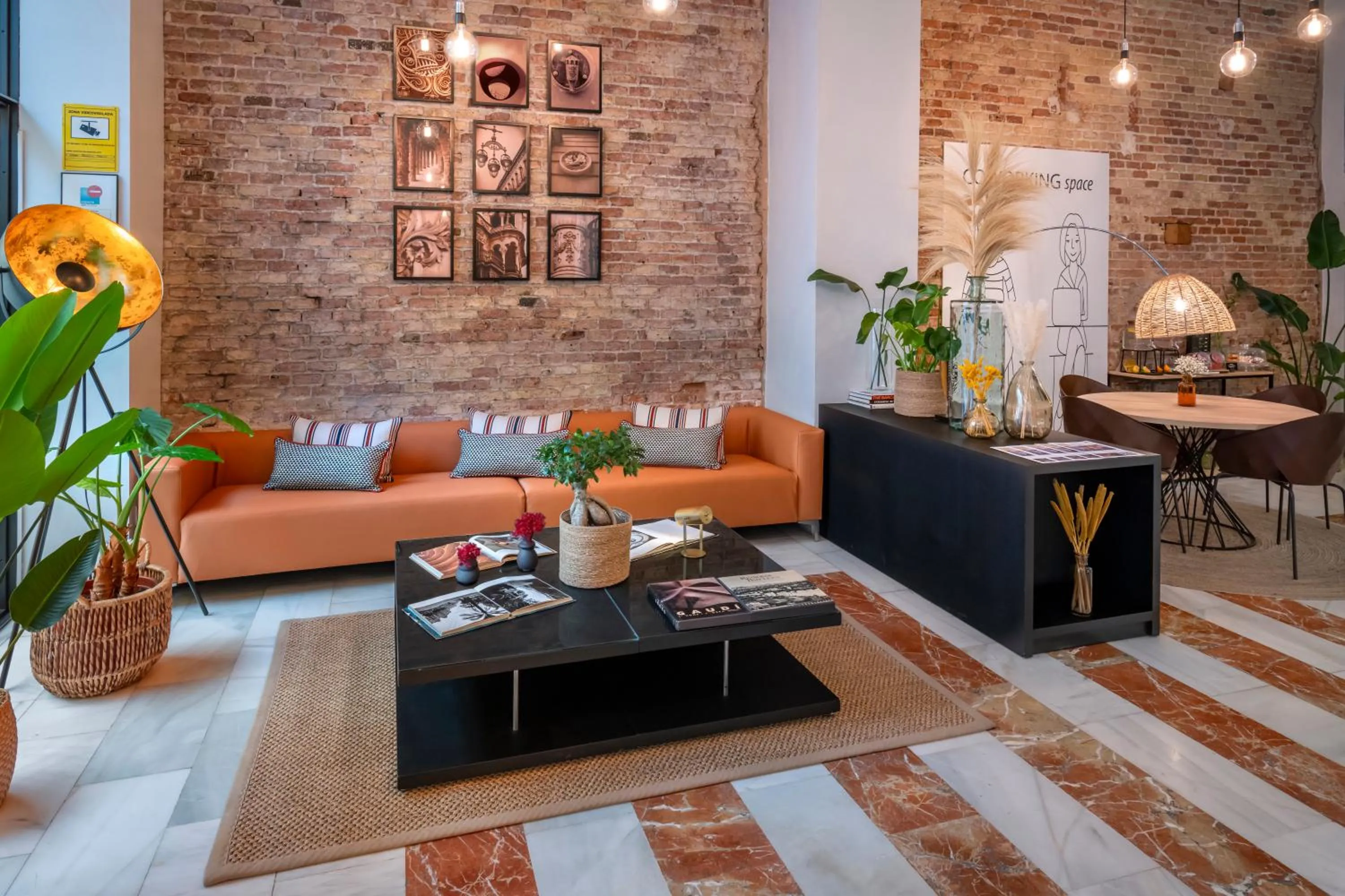 Lobby or reception in SERHS Carlit Boutique Hotel