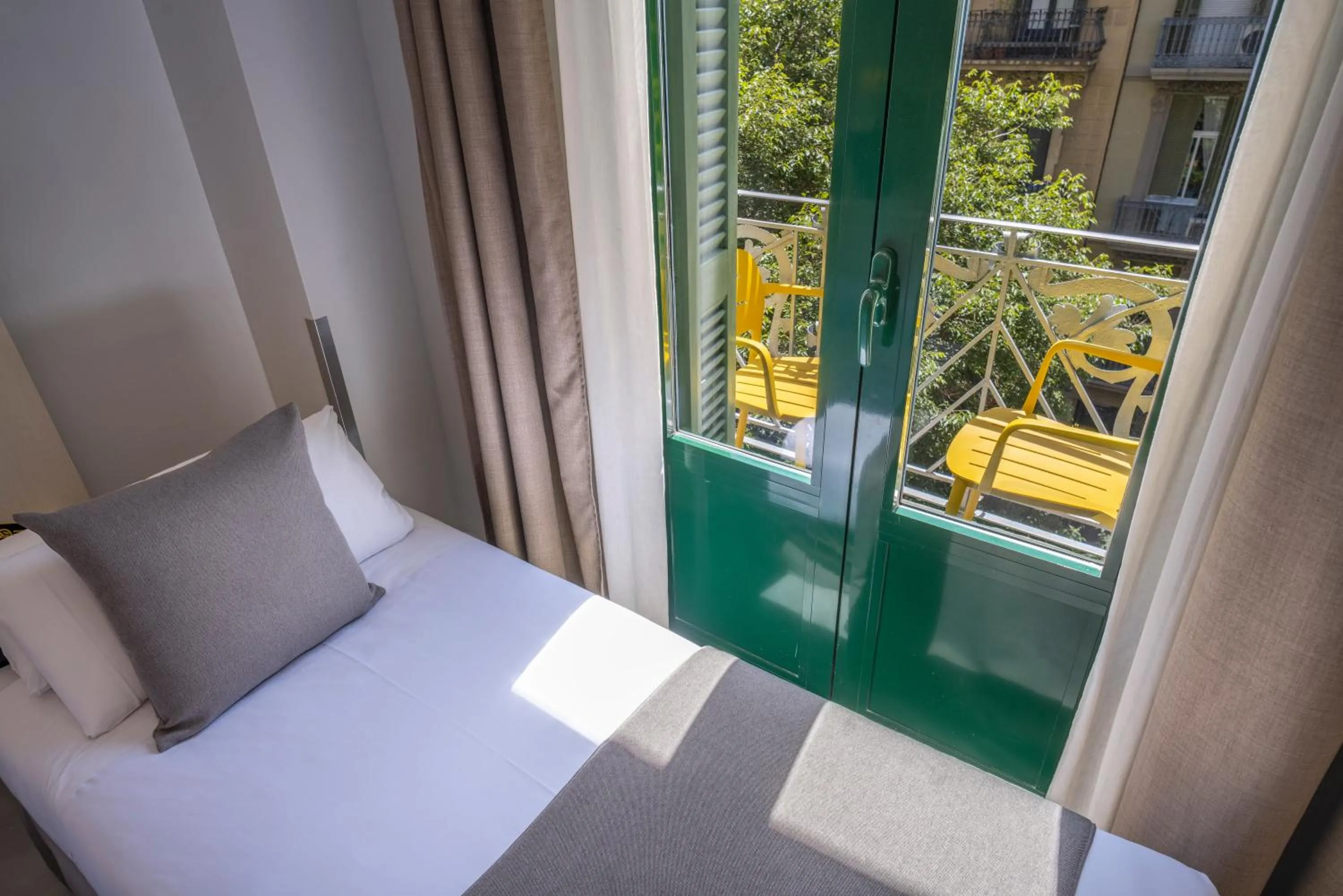 Photo of the whole room, Bed in SERHS Carlit Boutique Hotel