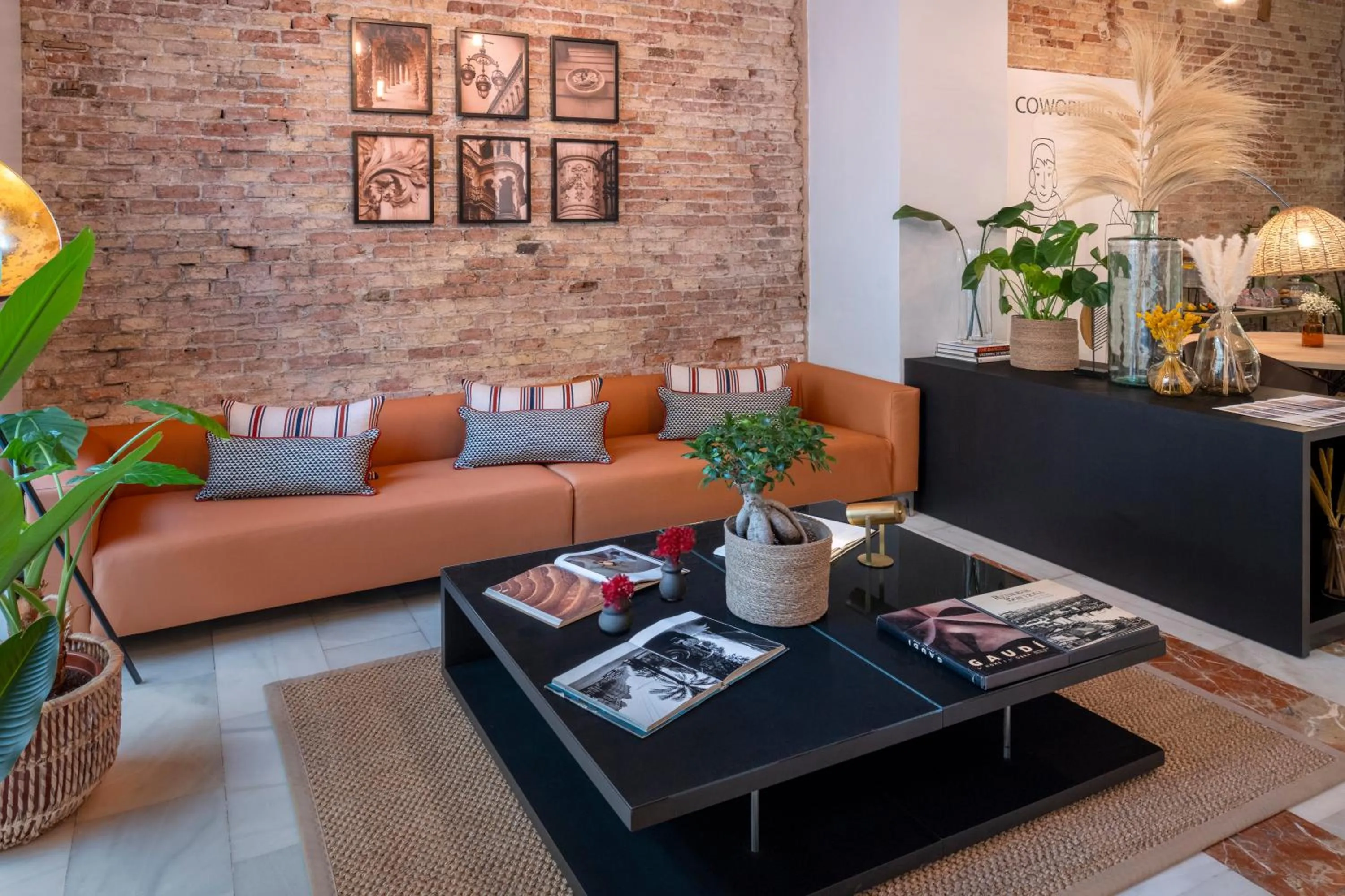 Lobby or reception in SERHS Carlit Boutique Hotel