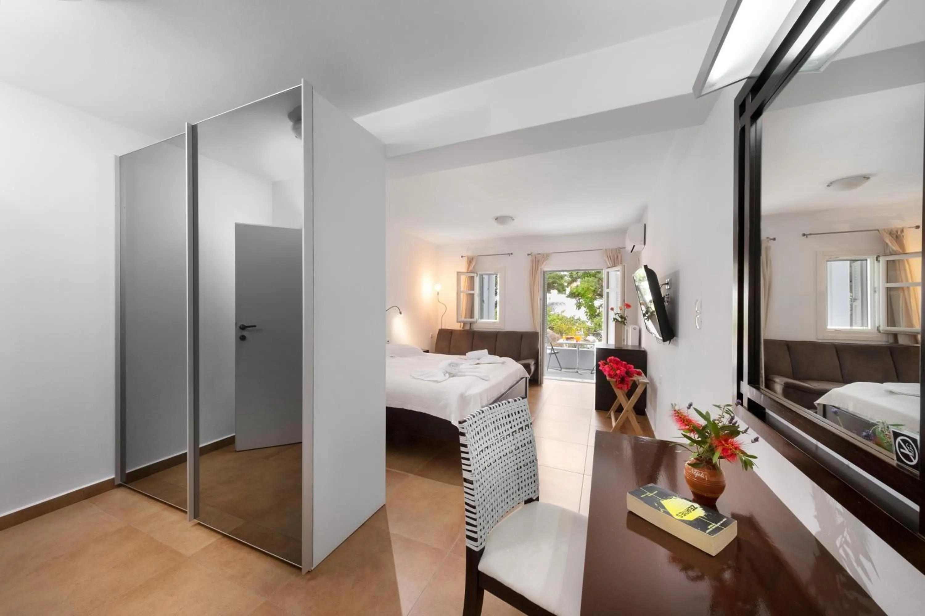 Bedroom in Hotel Nefeli