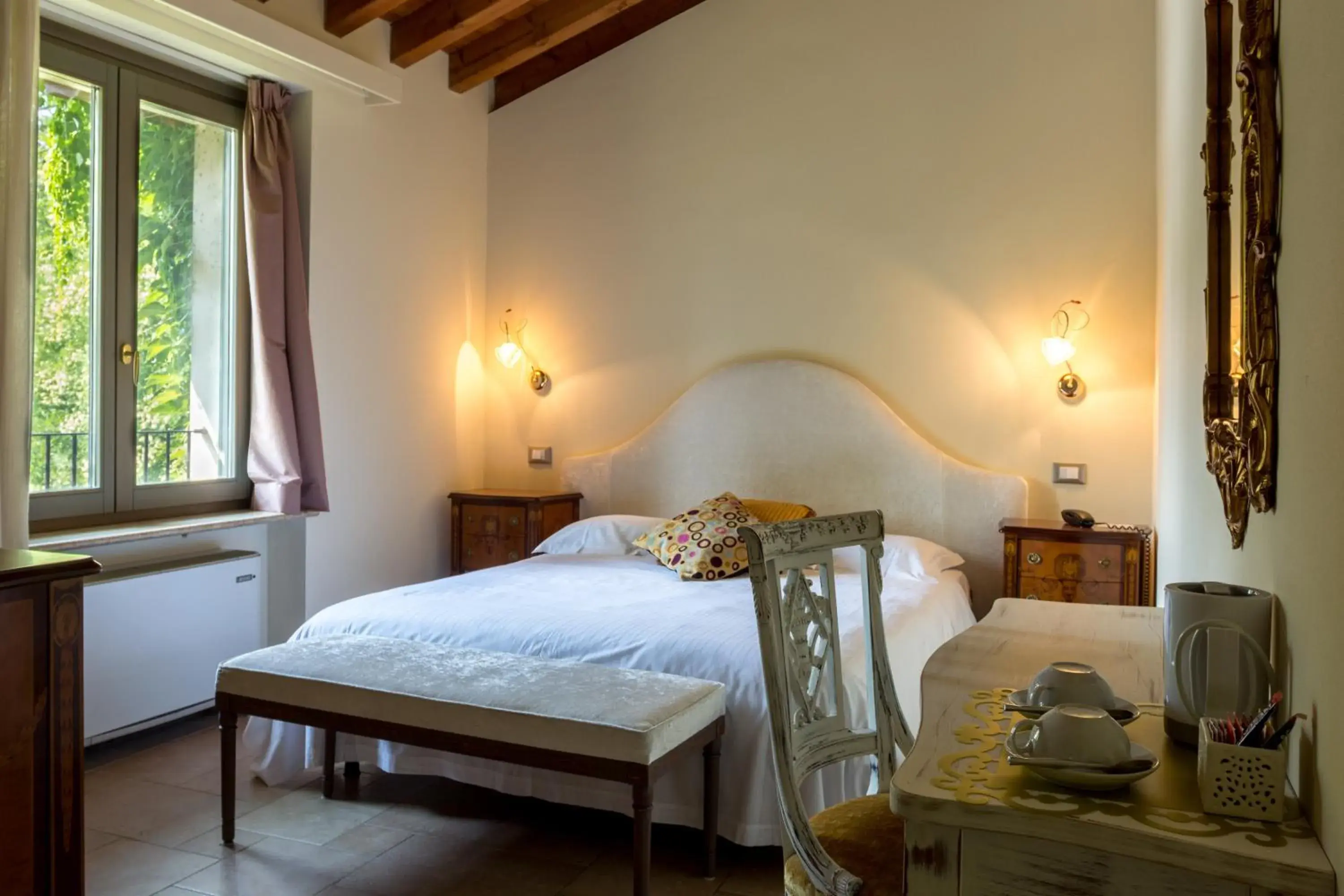 Superior Double or Twin Room with Garden View in La Maison De Vì Superior Double or Twin Room with Garden View in La Maison De Vì