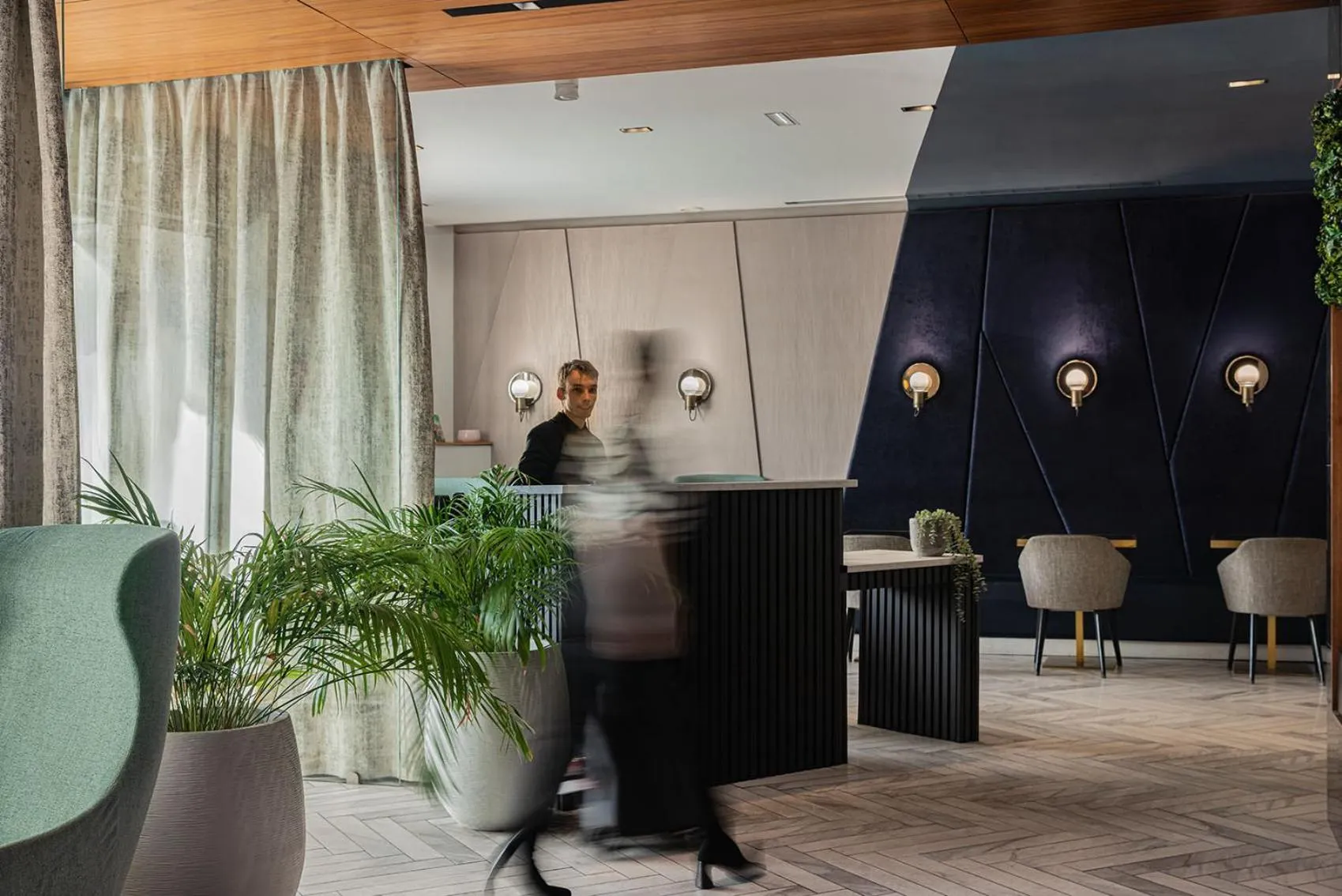 Lobby or reception in Best Western Plus Comedie Saint Roch