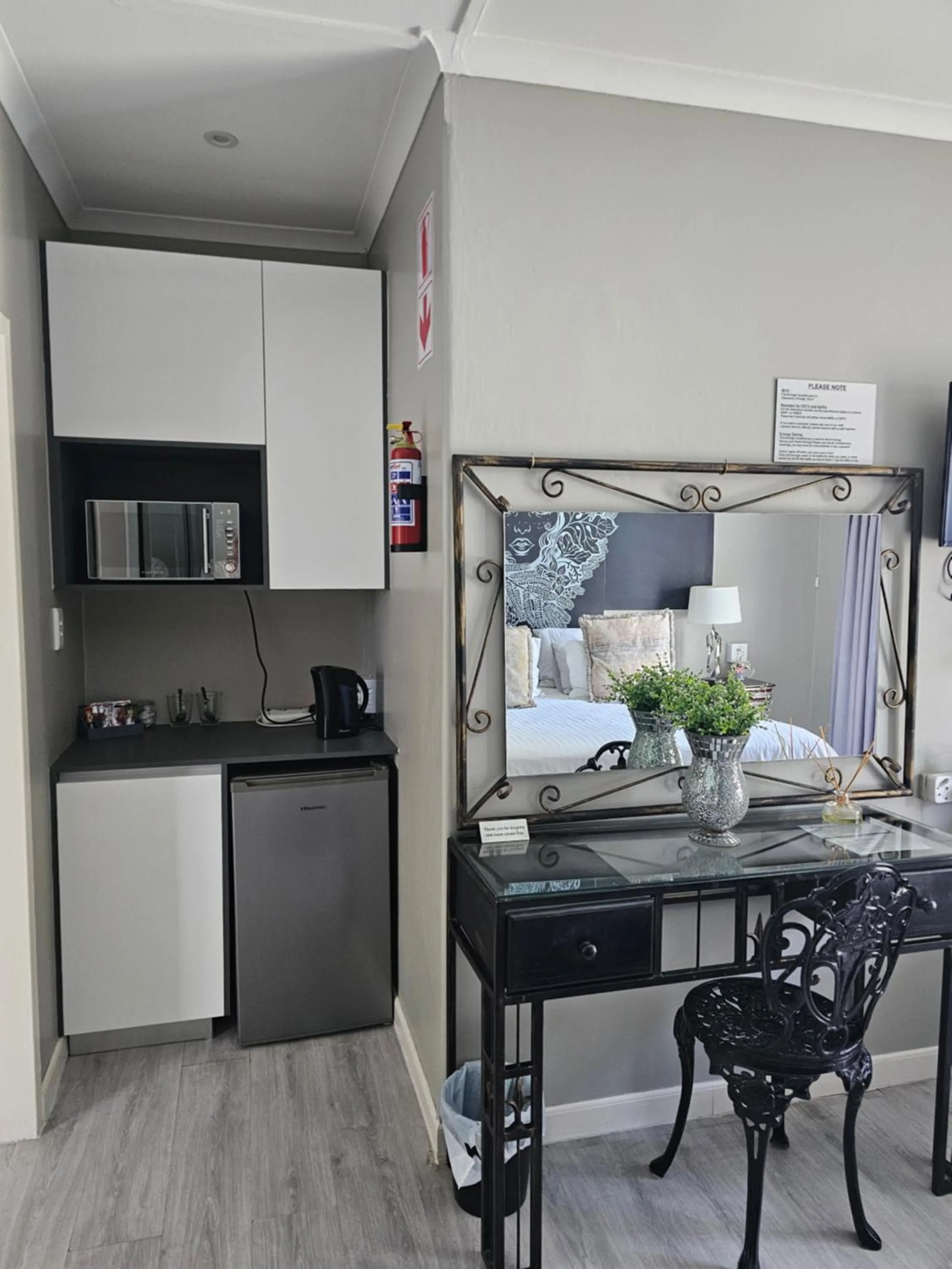Kitchen or kitchenette in The Armagh Guesthouse