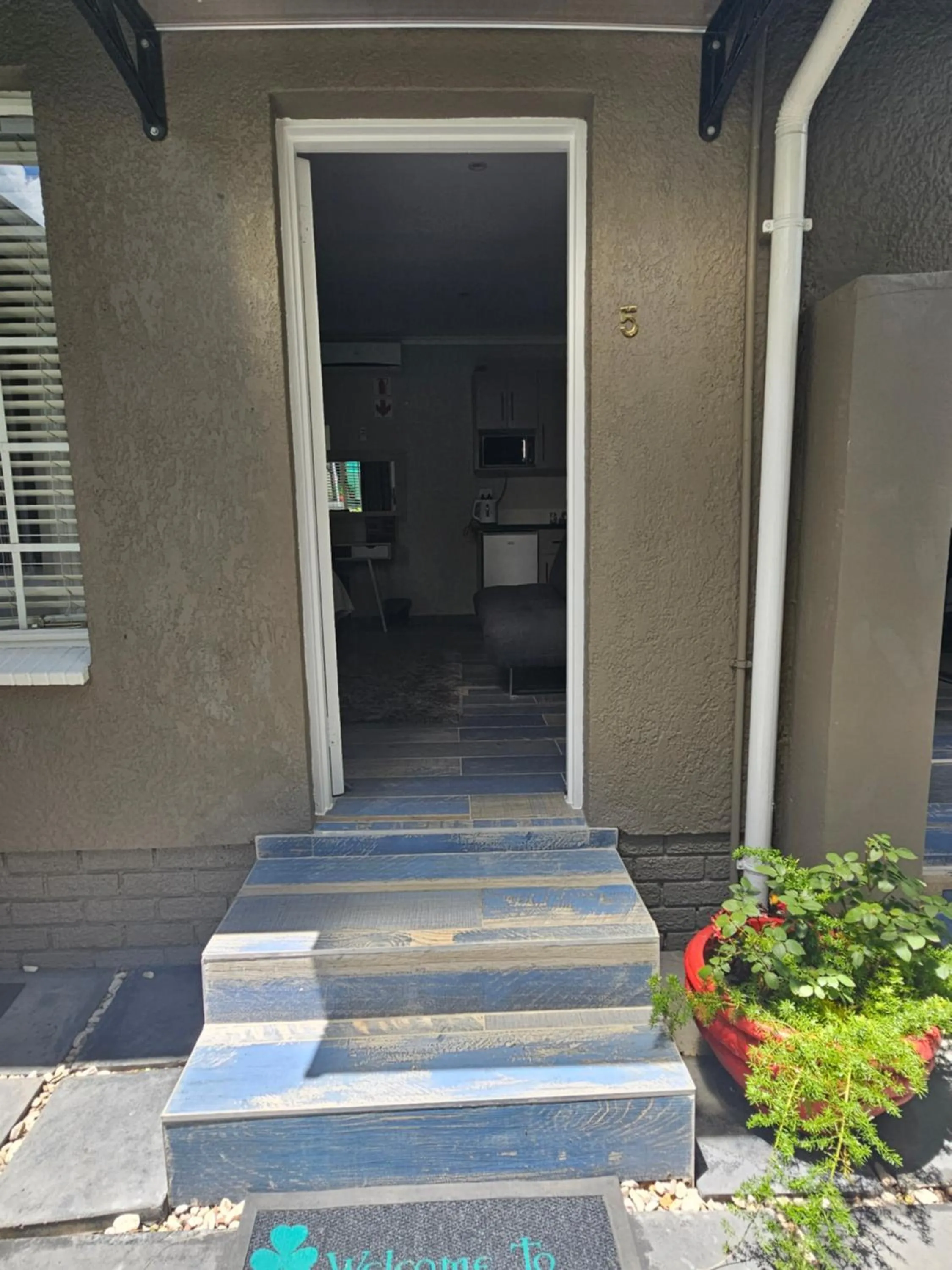 Facade/entrance in The Armagh Guesthouse