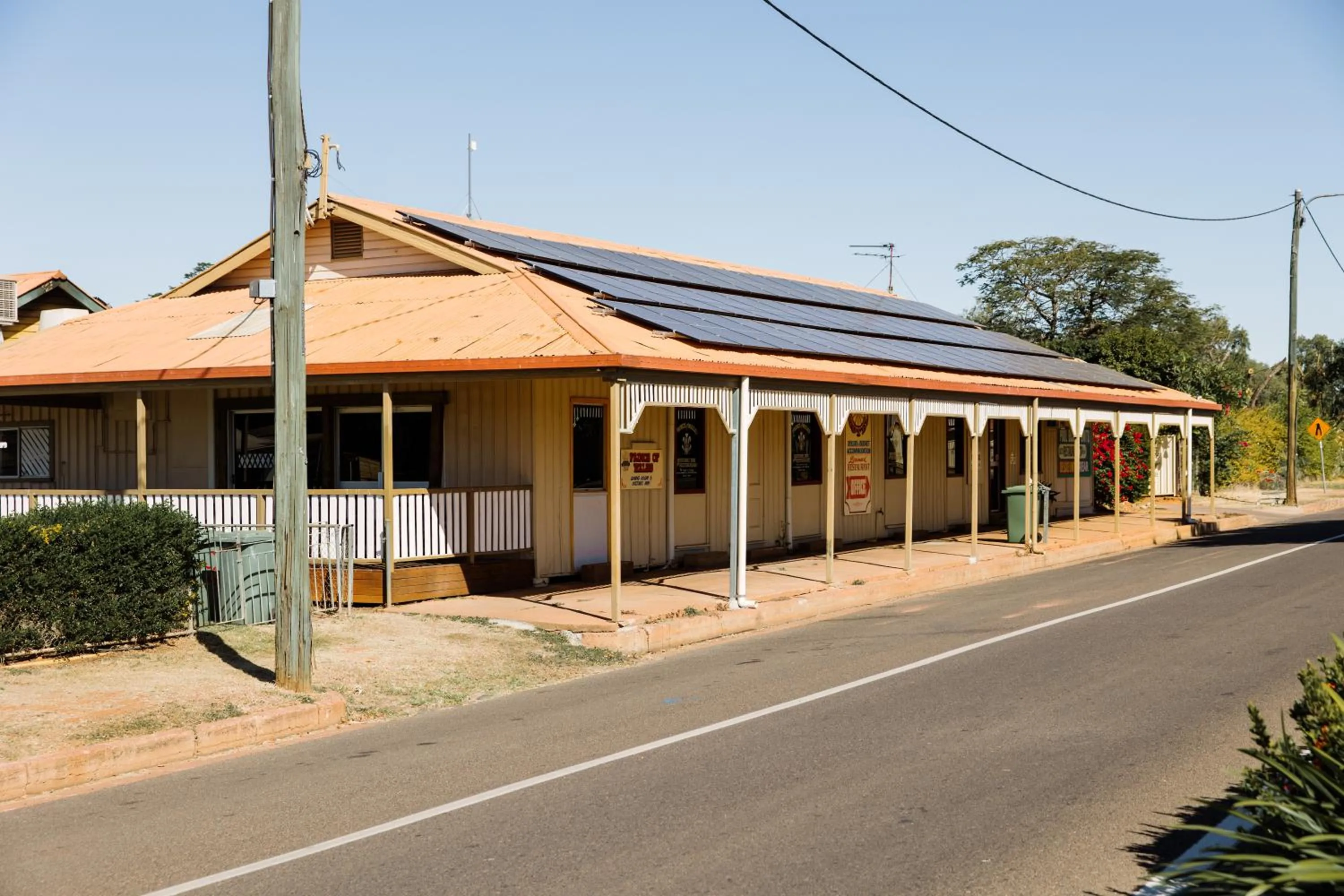 Property building in Wagon Wheel Motel