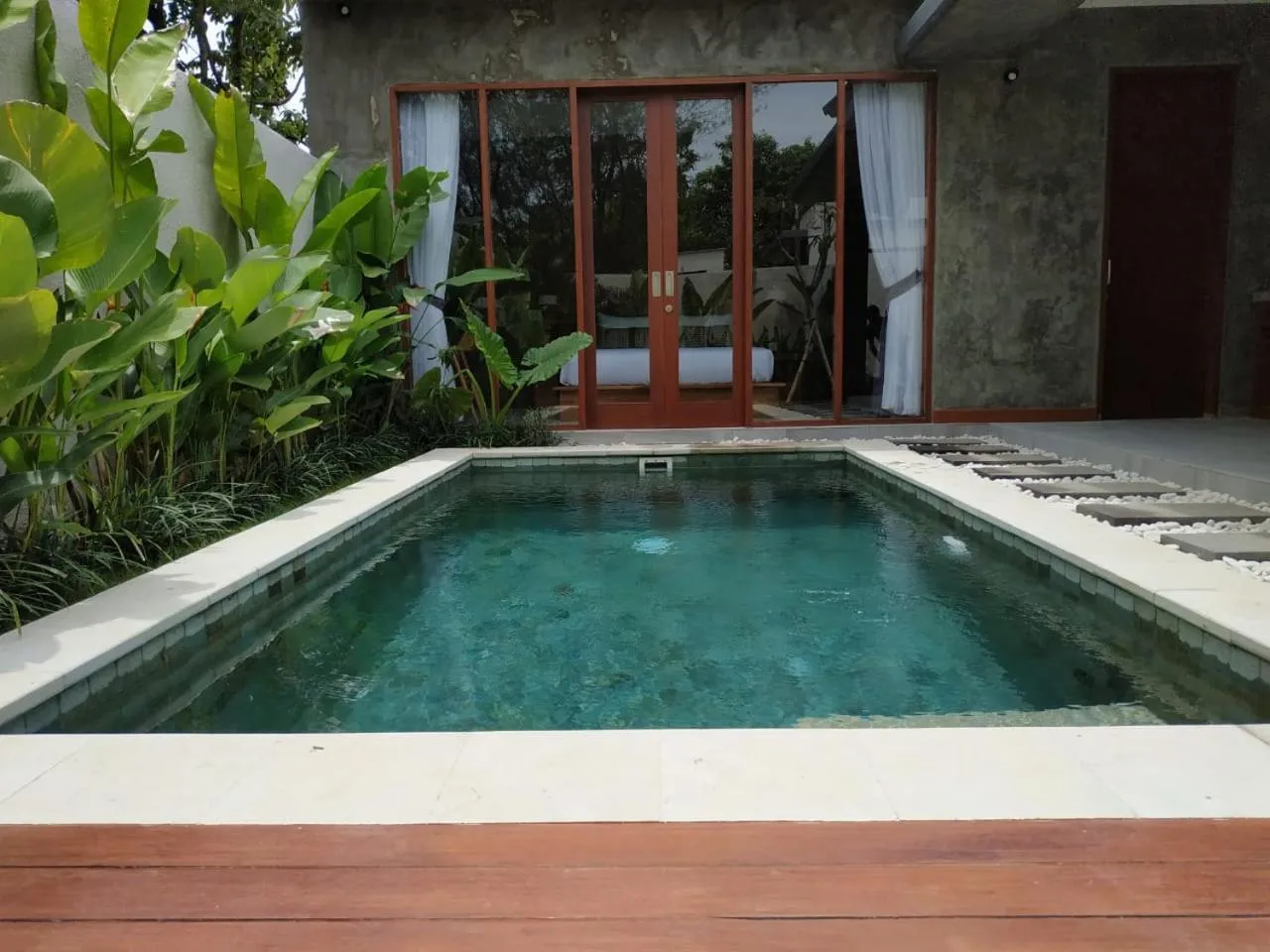 Swimming pool in La Isla Villas Bali