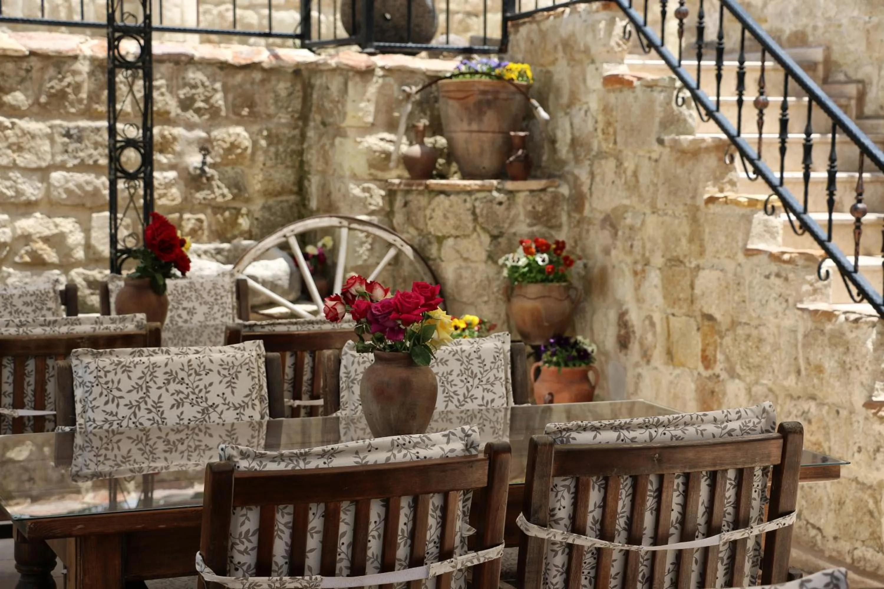 Balcony/Terrace in Kemerhan Cave Suites