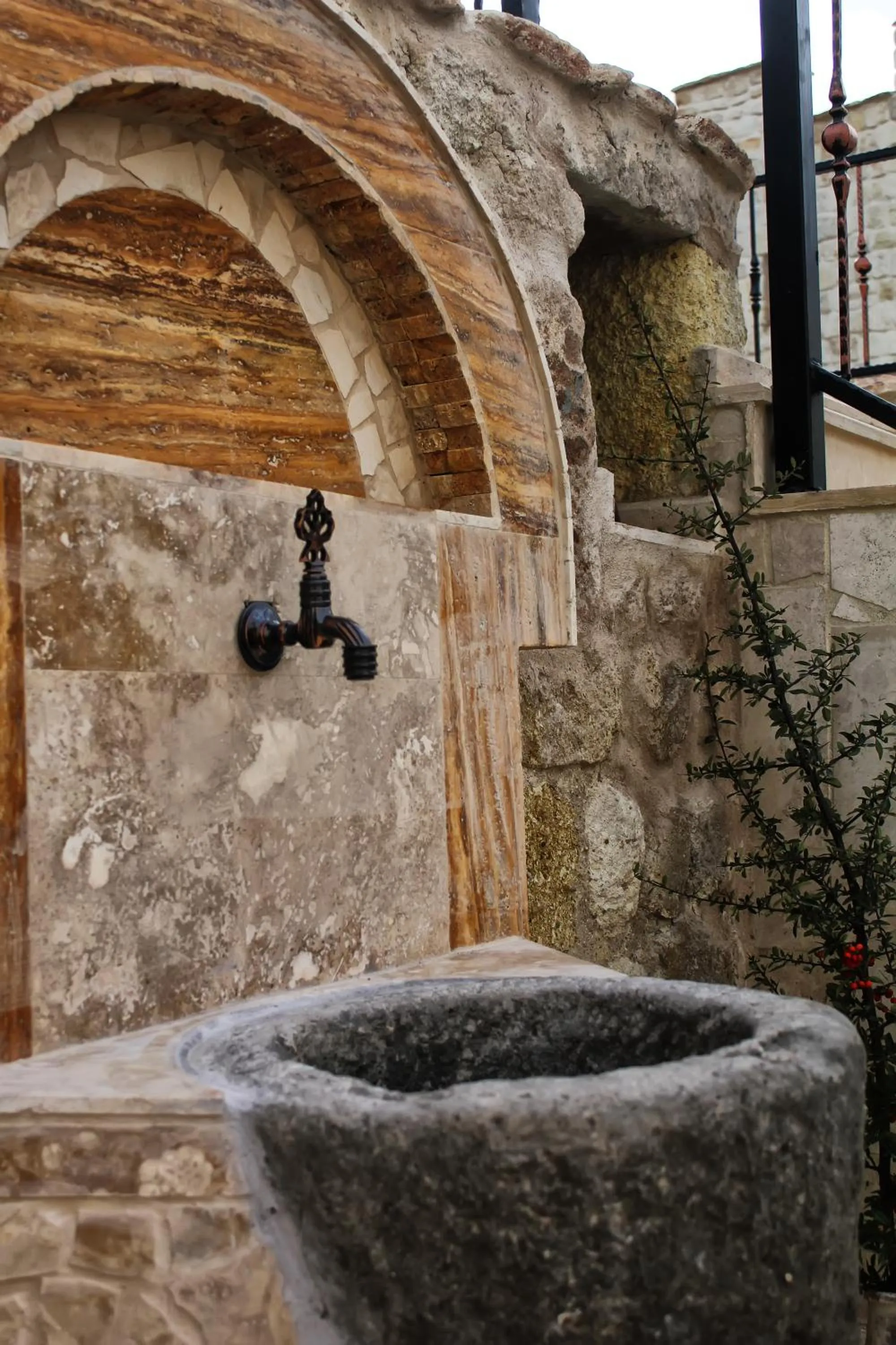 Decorative detail in Kemerhan Cave Suites