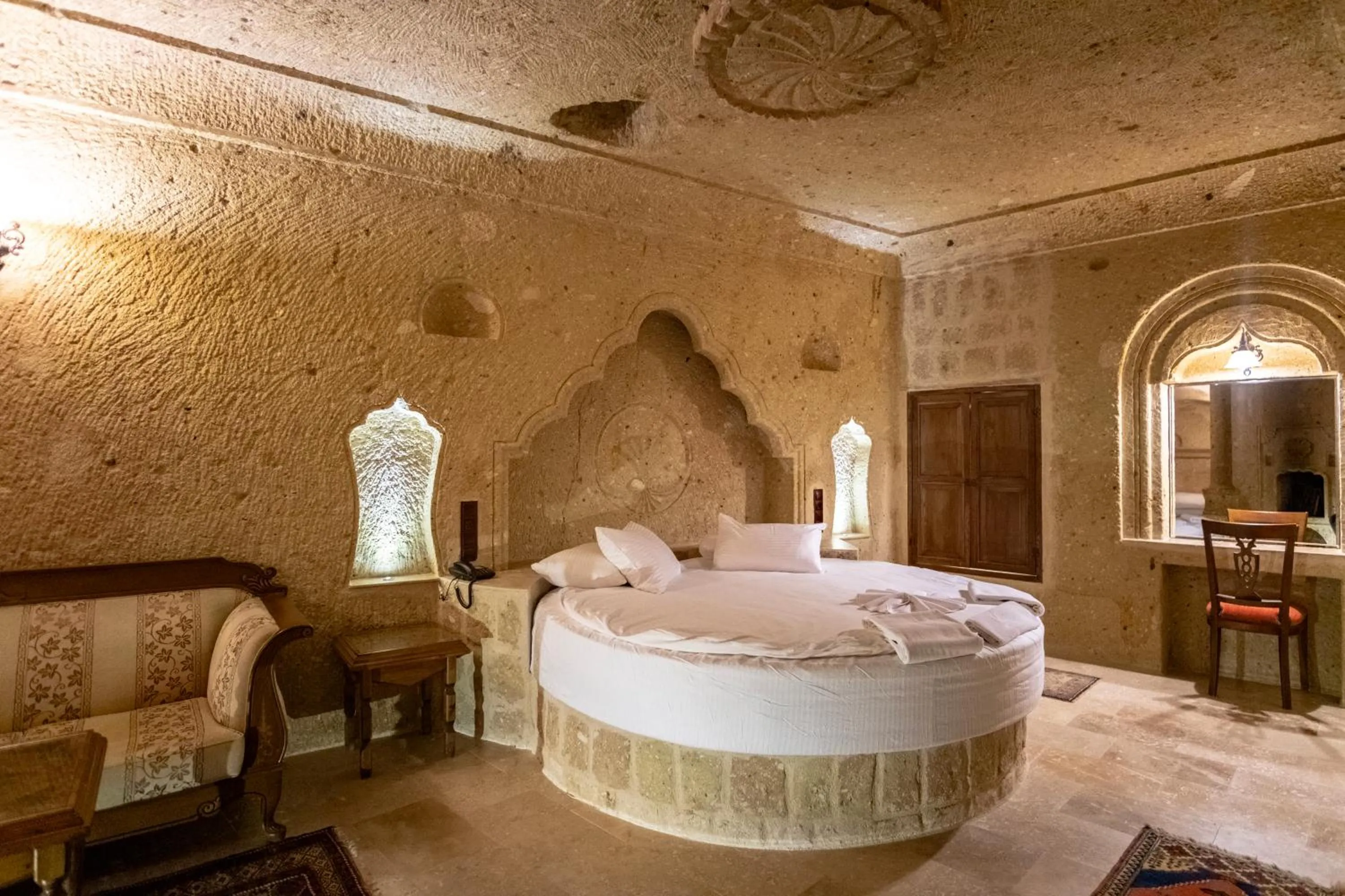 Bedroom in Kemerhan Cave Suites