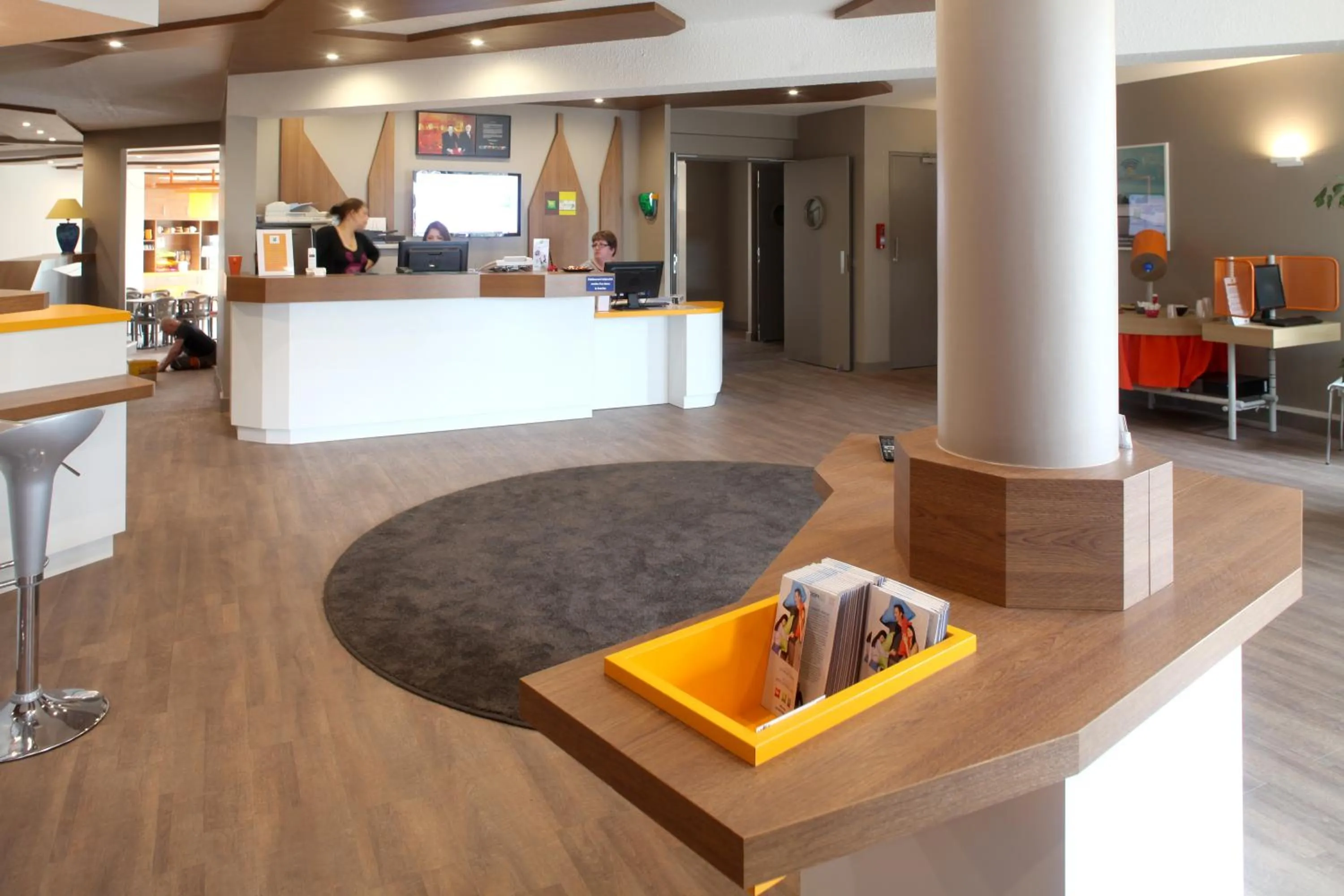 Lobby or reception in ibis Styles Gien