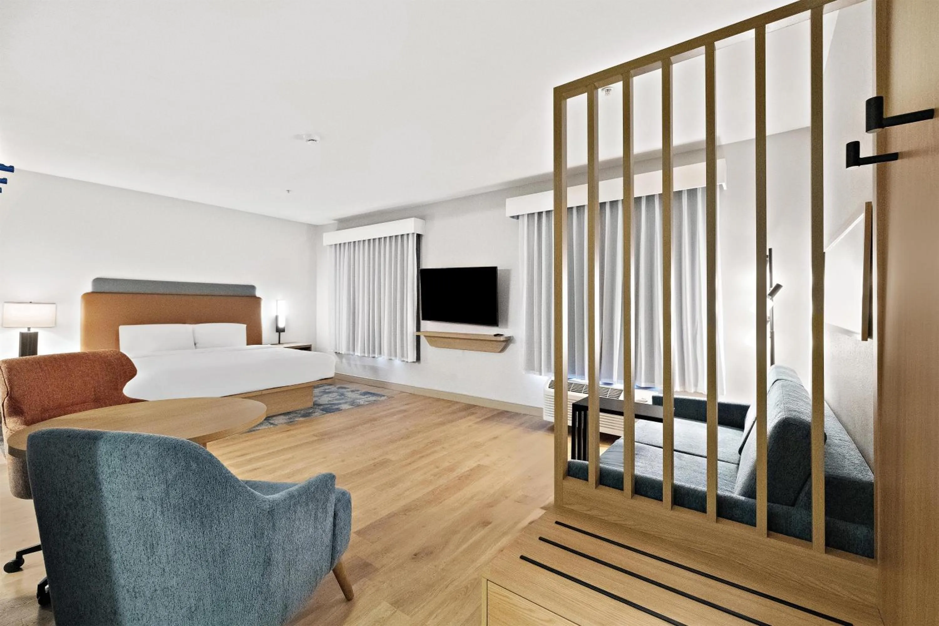 Bed in Hampton Inn & Suites Lancaster