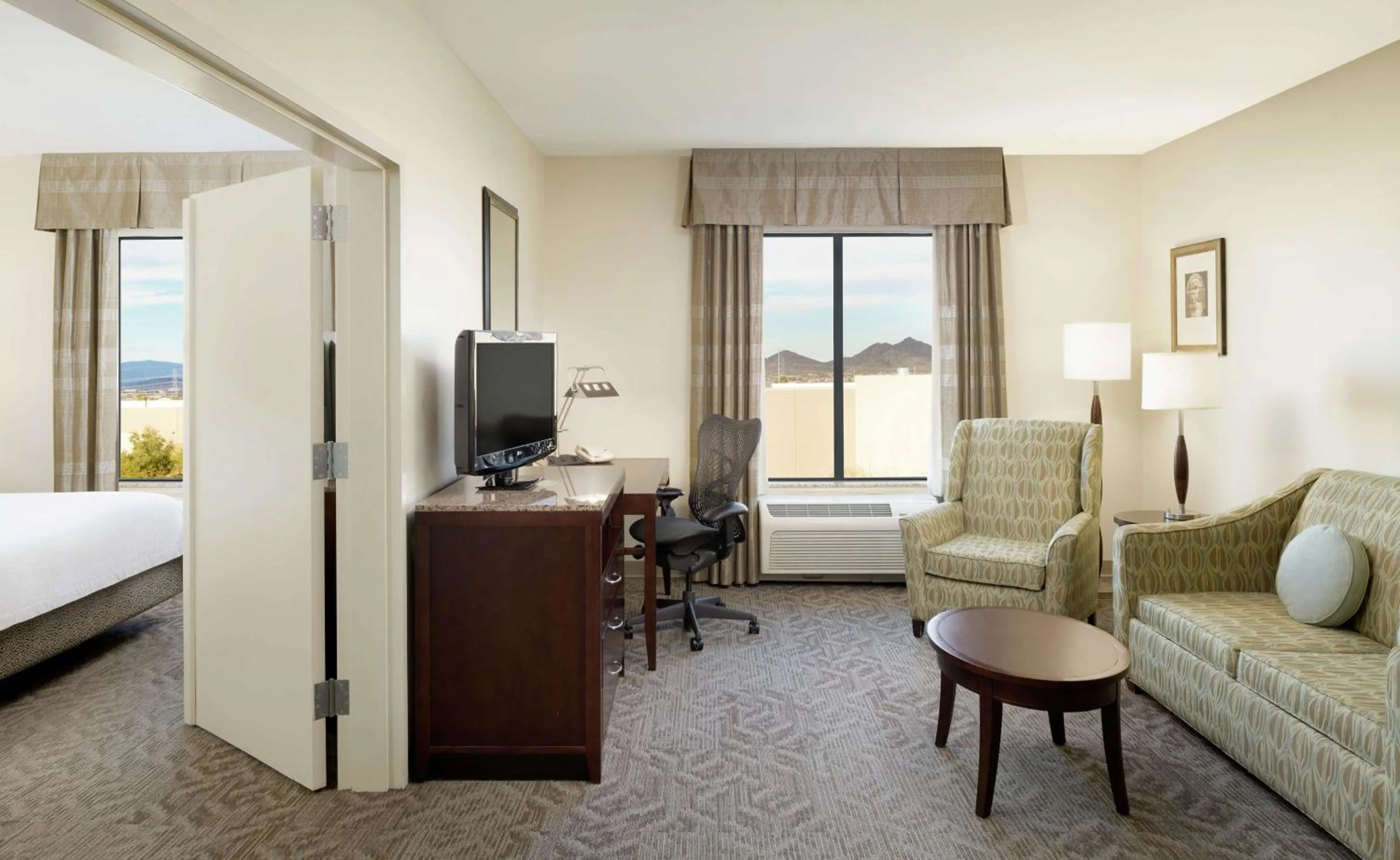 Bedroom, Bed in Hilton Garden Inn Phoenix North Happy Valley