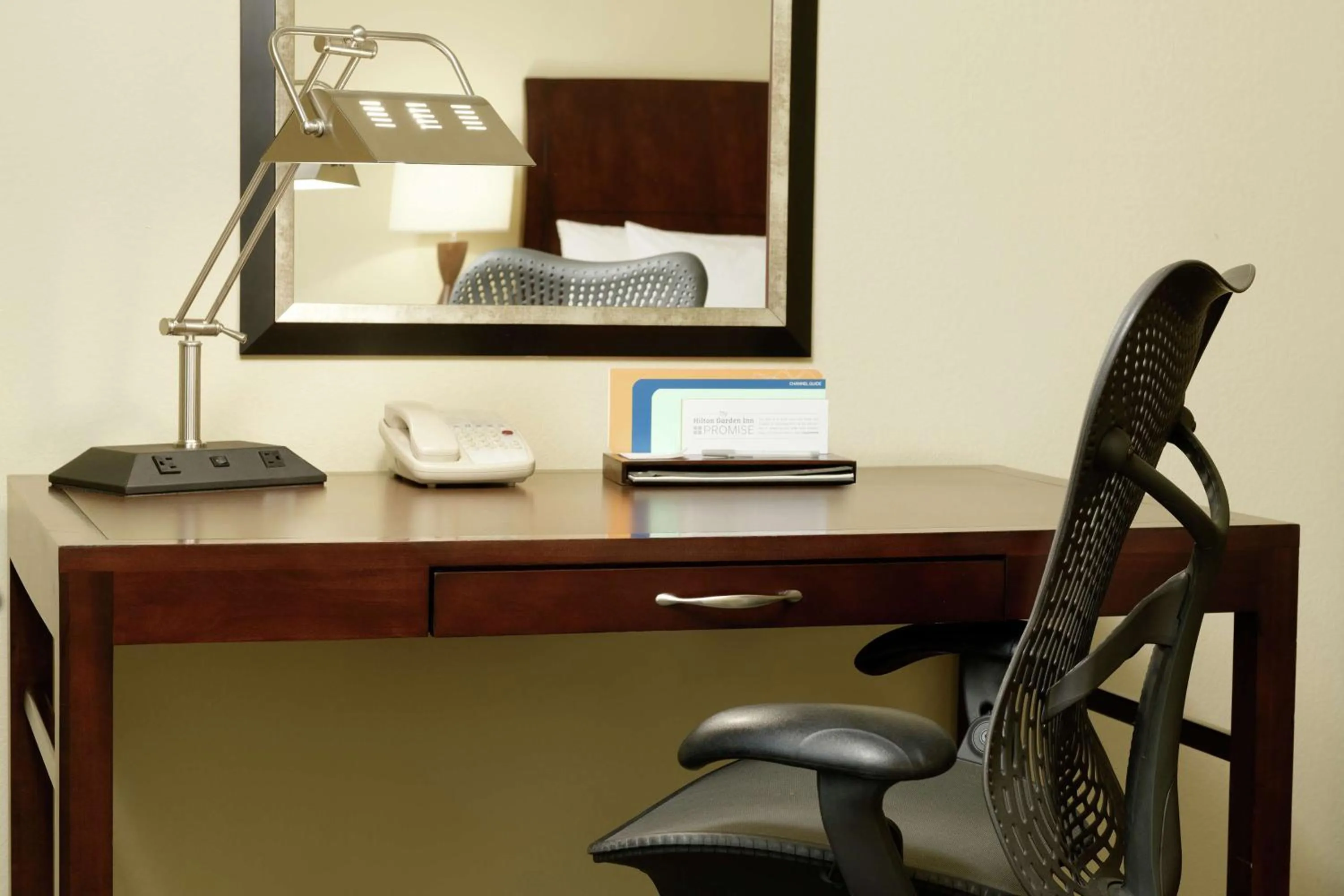 Bedroom in Hilton Garden Inn Phoenix North Happy Valley