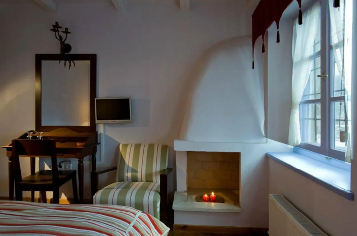 Decorative detail, Bed in Ariston