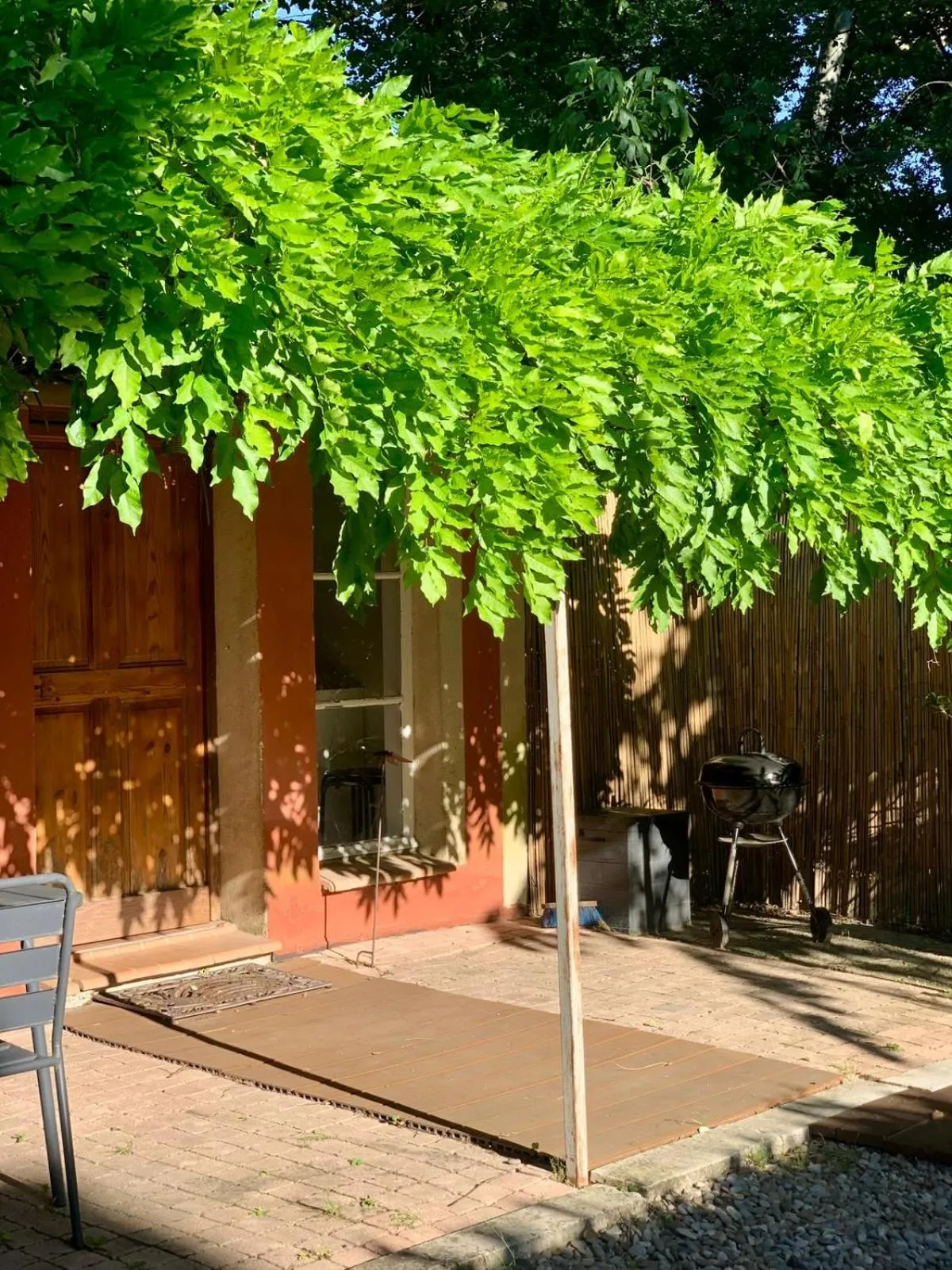 Patio in Le Pavillon Vert - B&B