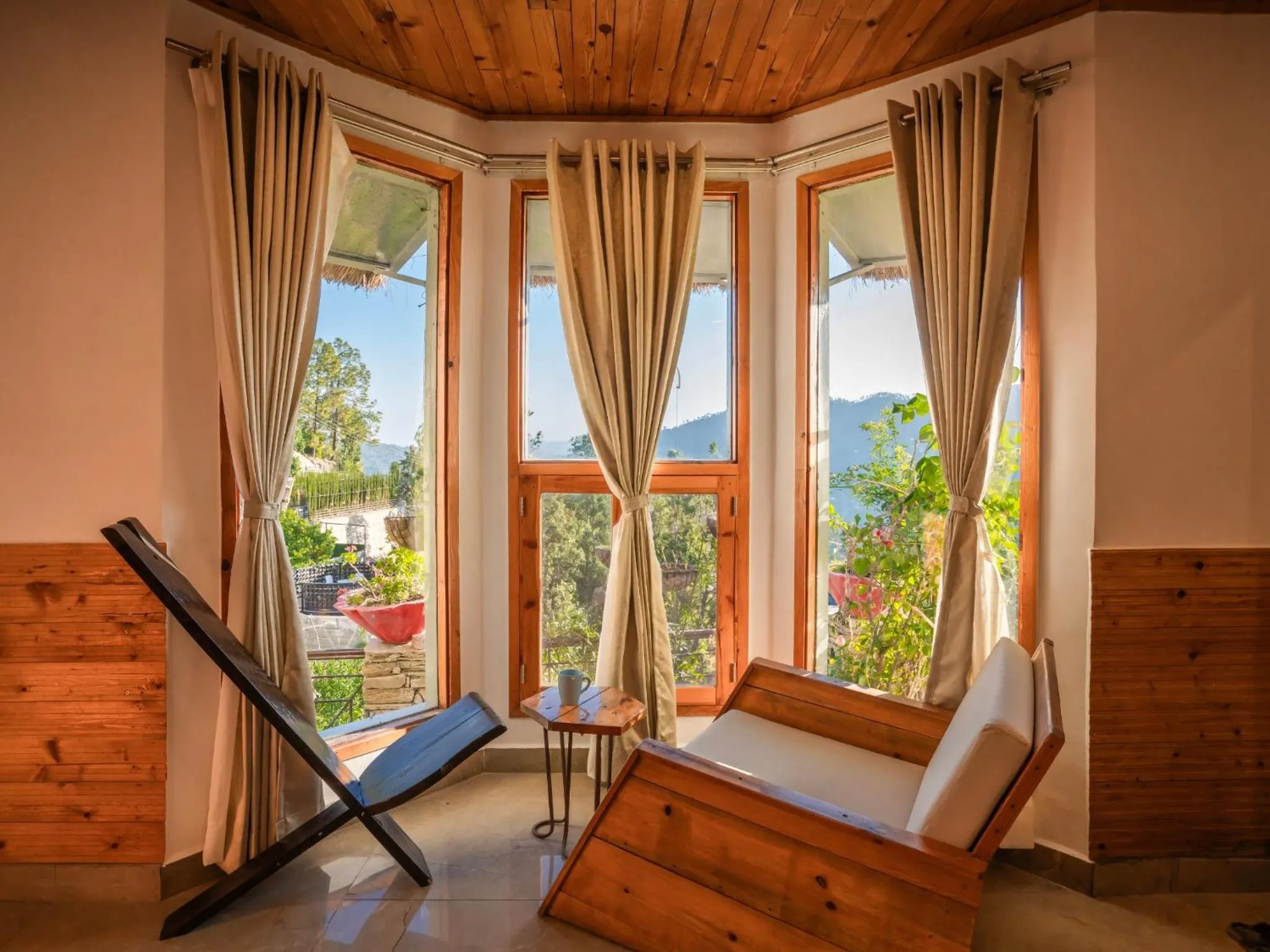 Seating area in Moustache Select Mukteshwar