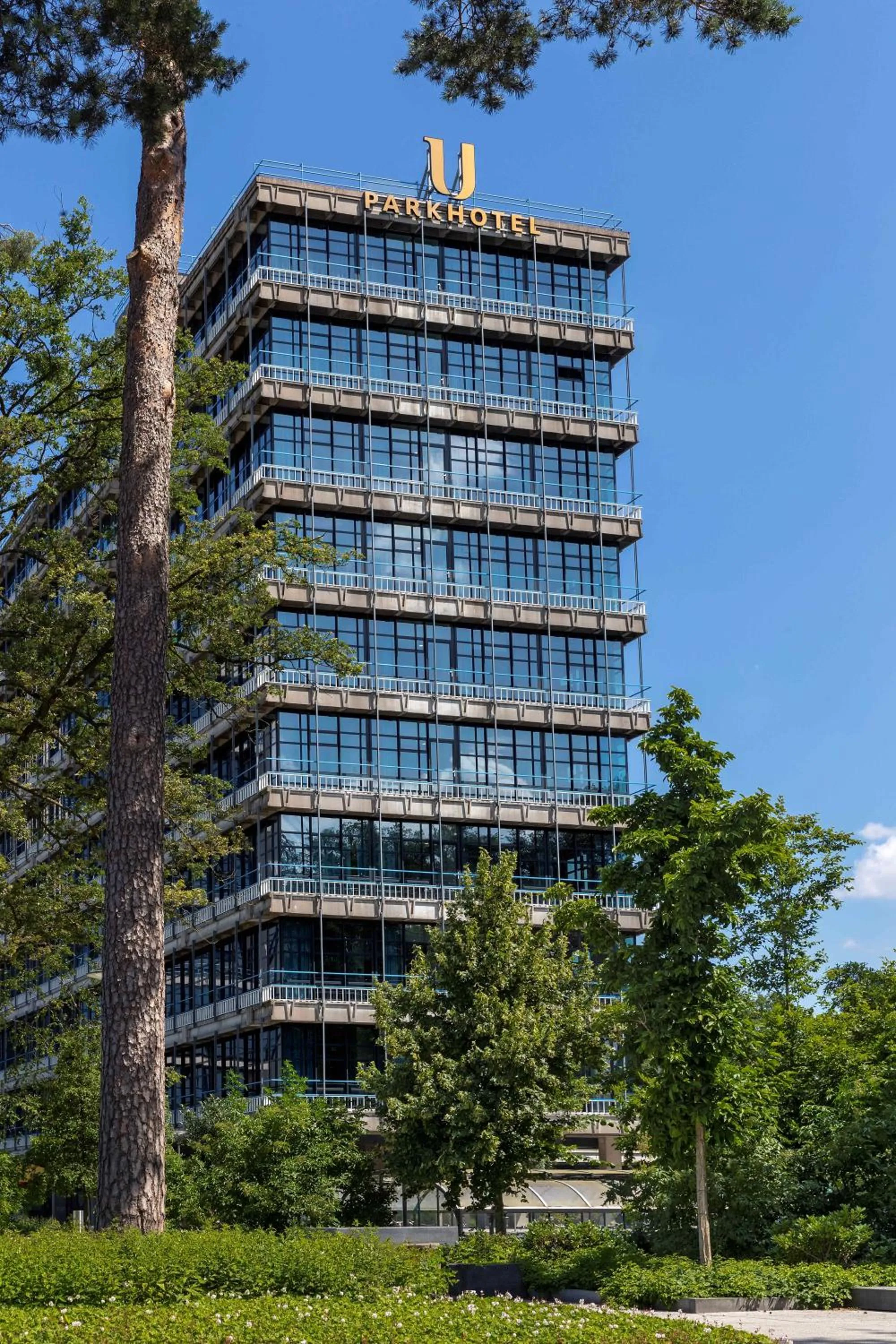 Property building in U Parkhotel