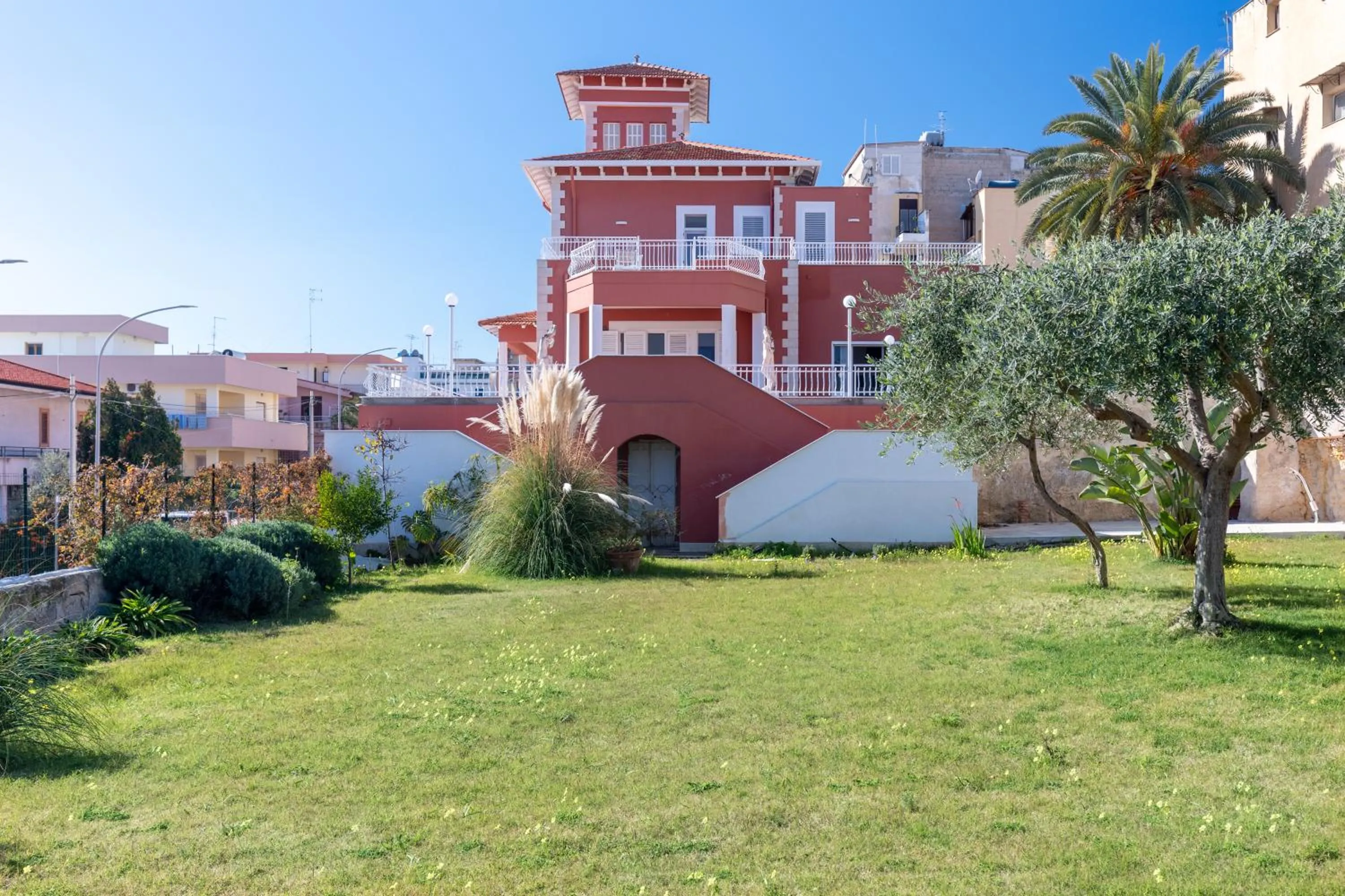 Property building in Villa Edera Rental Room