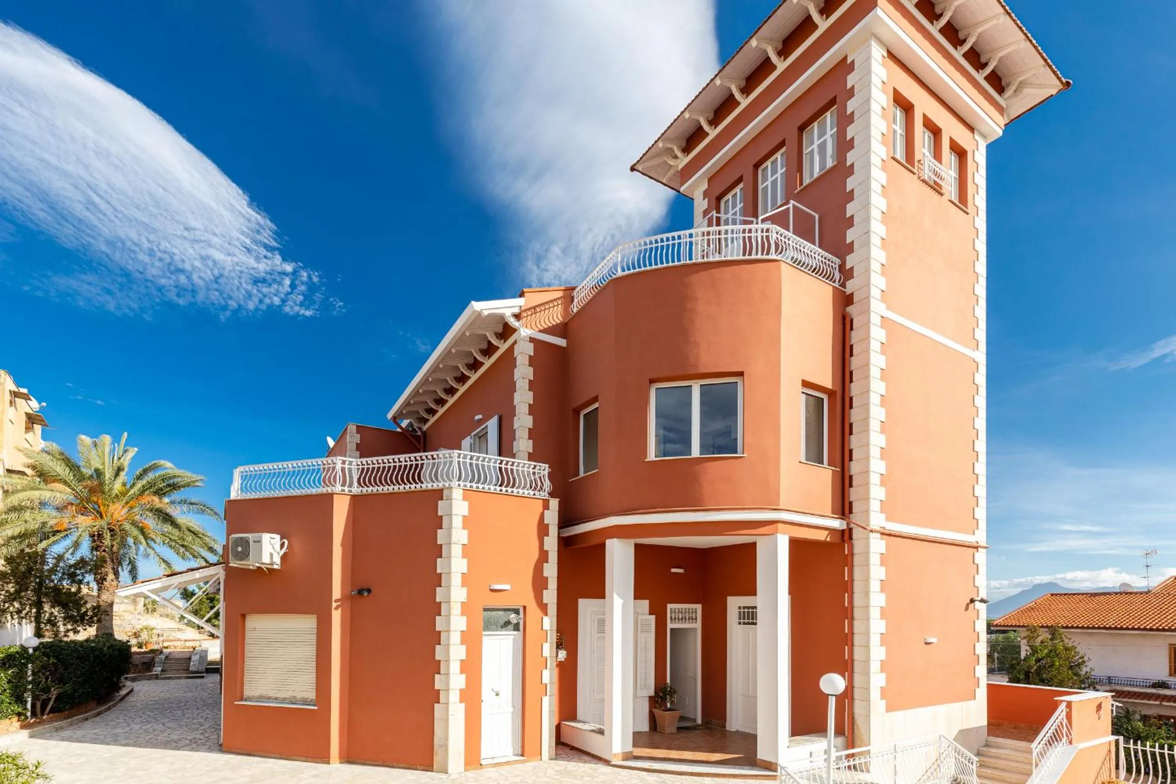 Property building in Villa Edera Rental Room