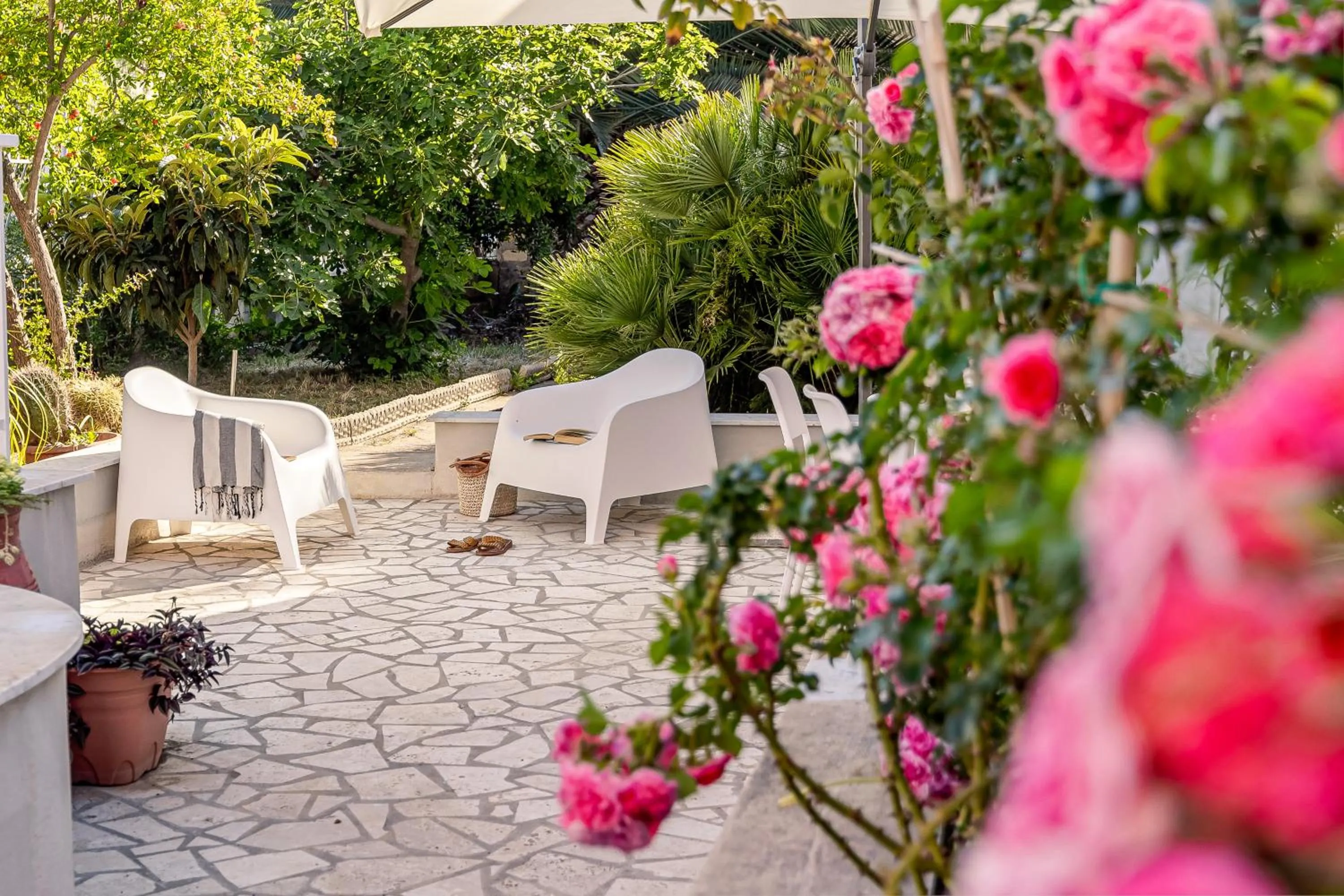 Spring in Villa Edera Rental Room
