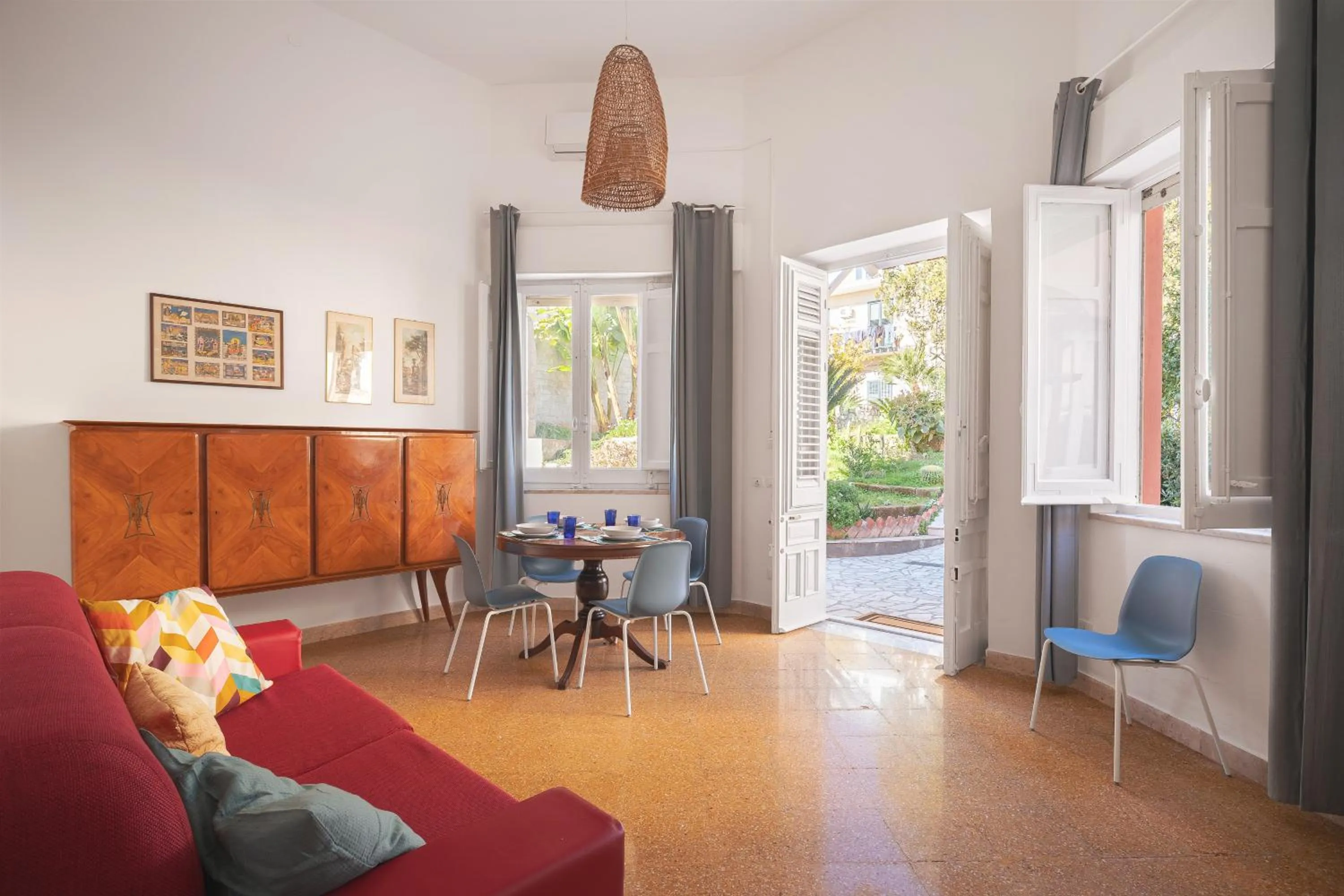 Living room in Villa Edera Rental Room